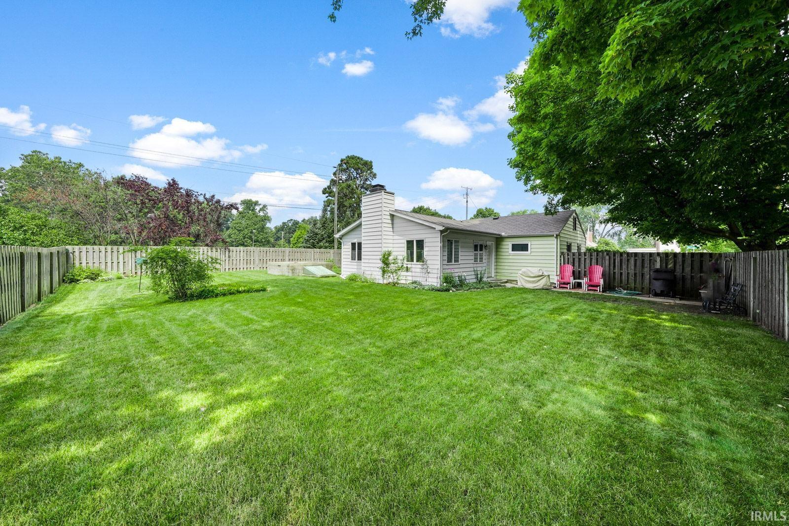 2737 Jackson