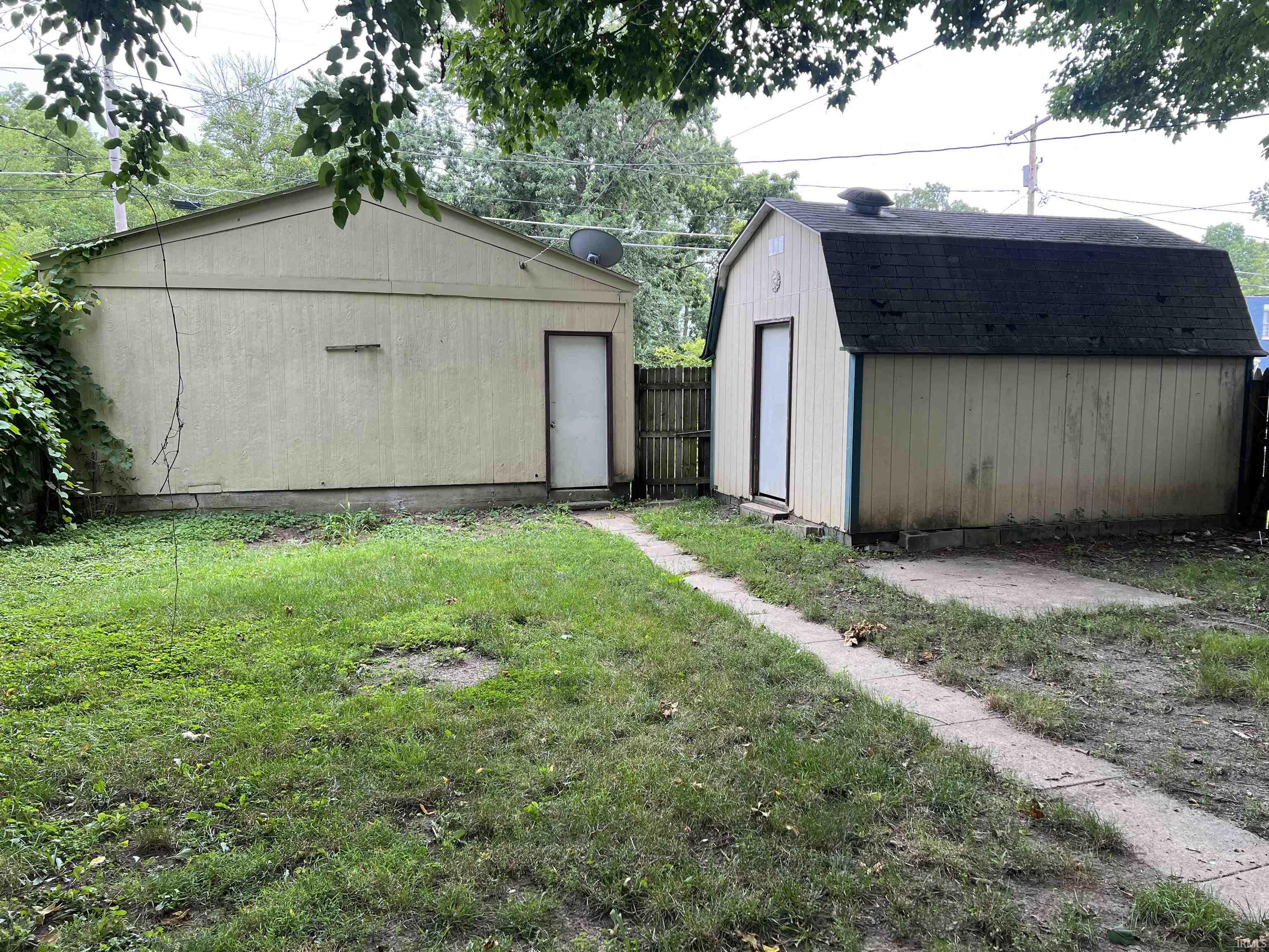 1719 Howell