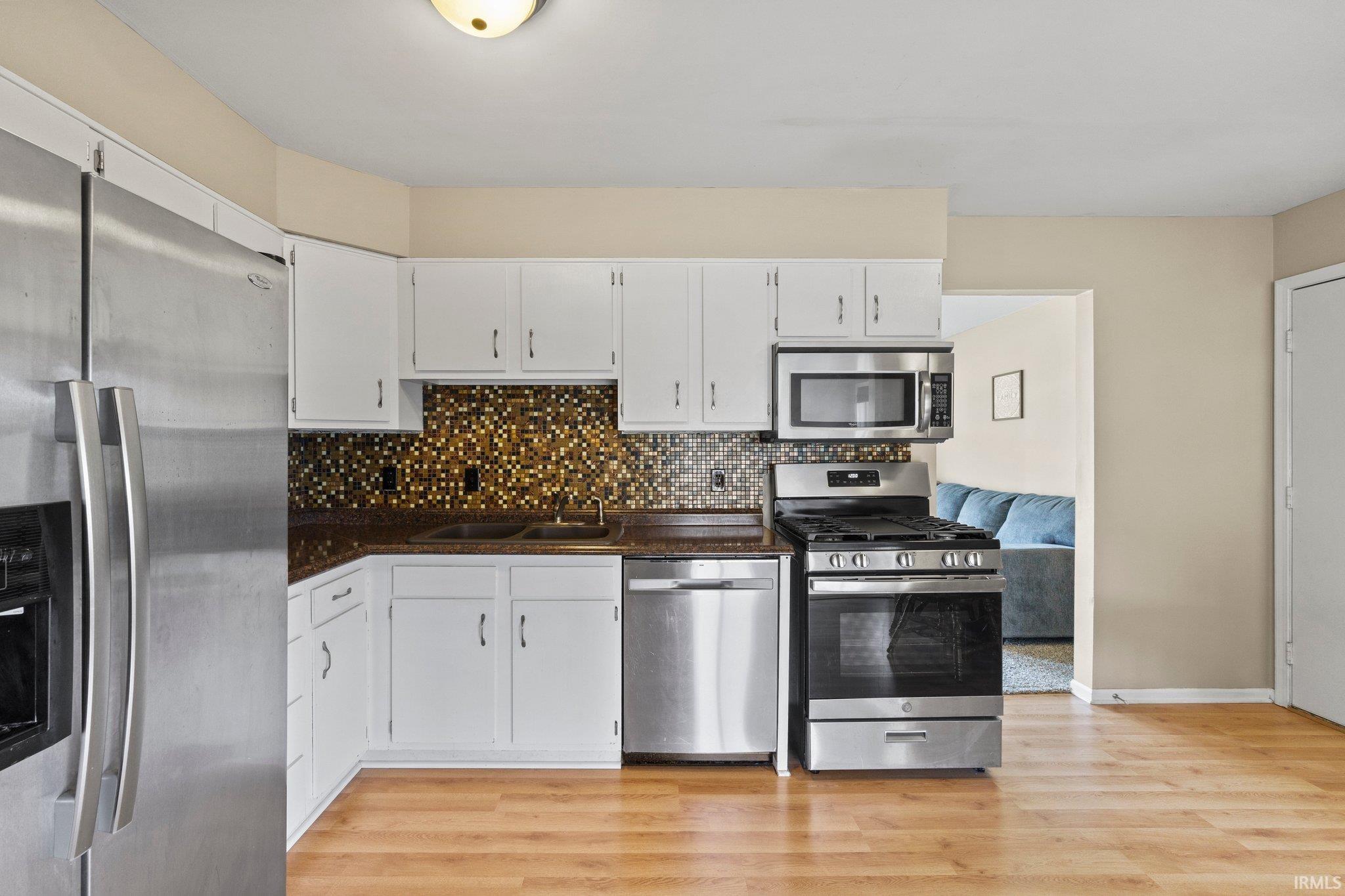15009 Hedgebrook