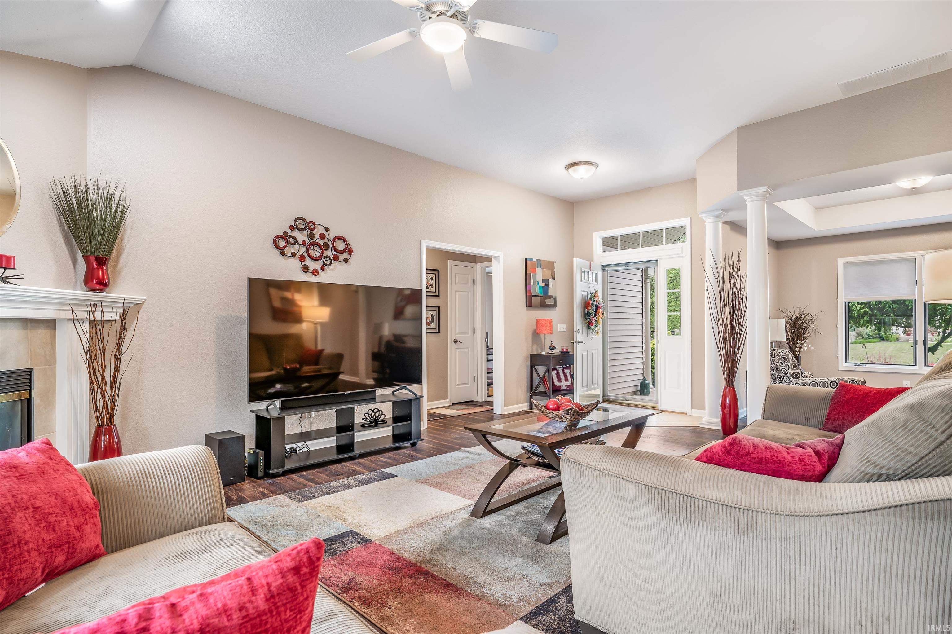 2410 Sugar Tree