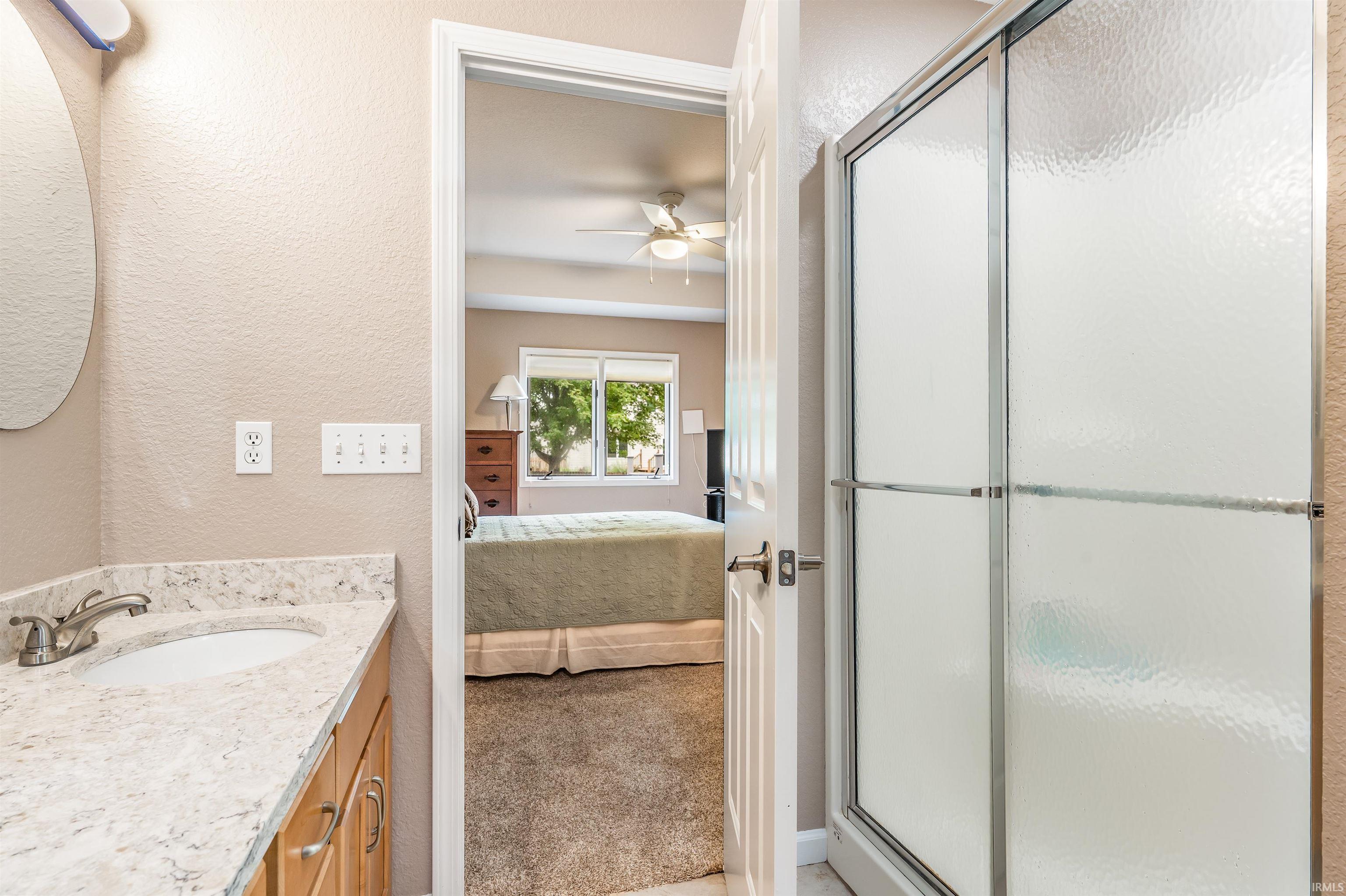 2410 Sugar Tree