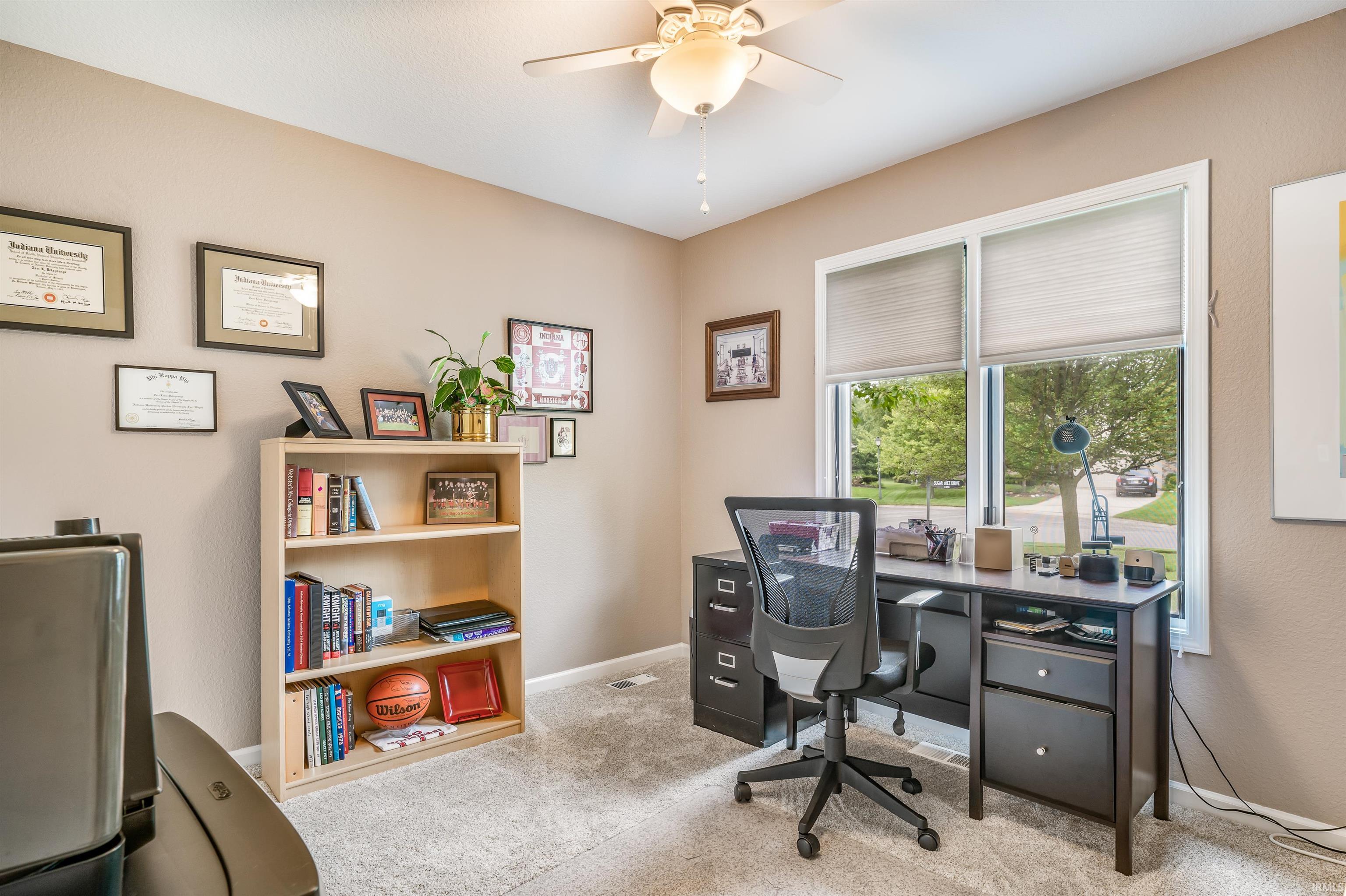 2410 Sugar Tree
