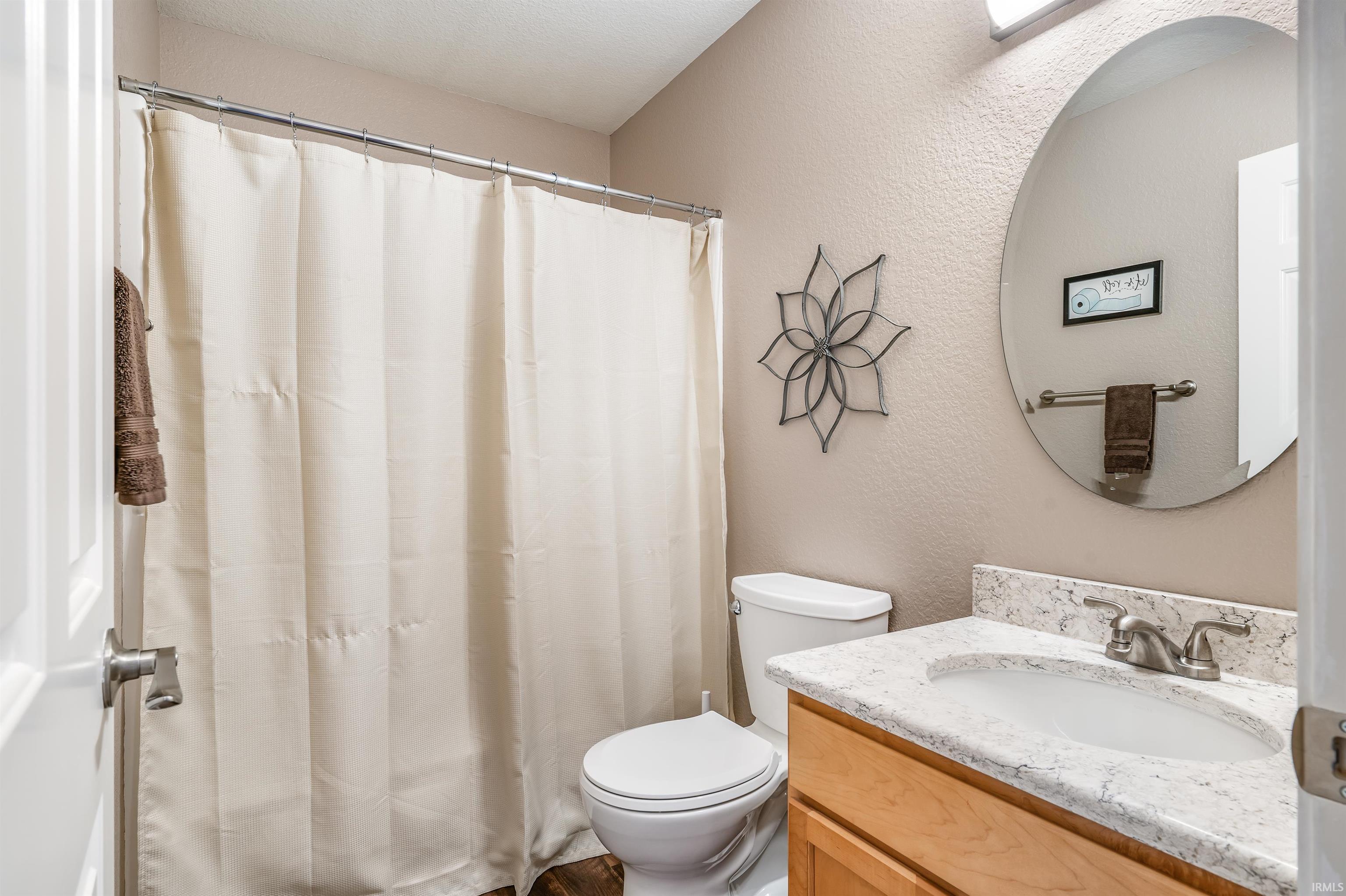 2410 Sugar Tree