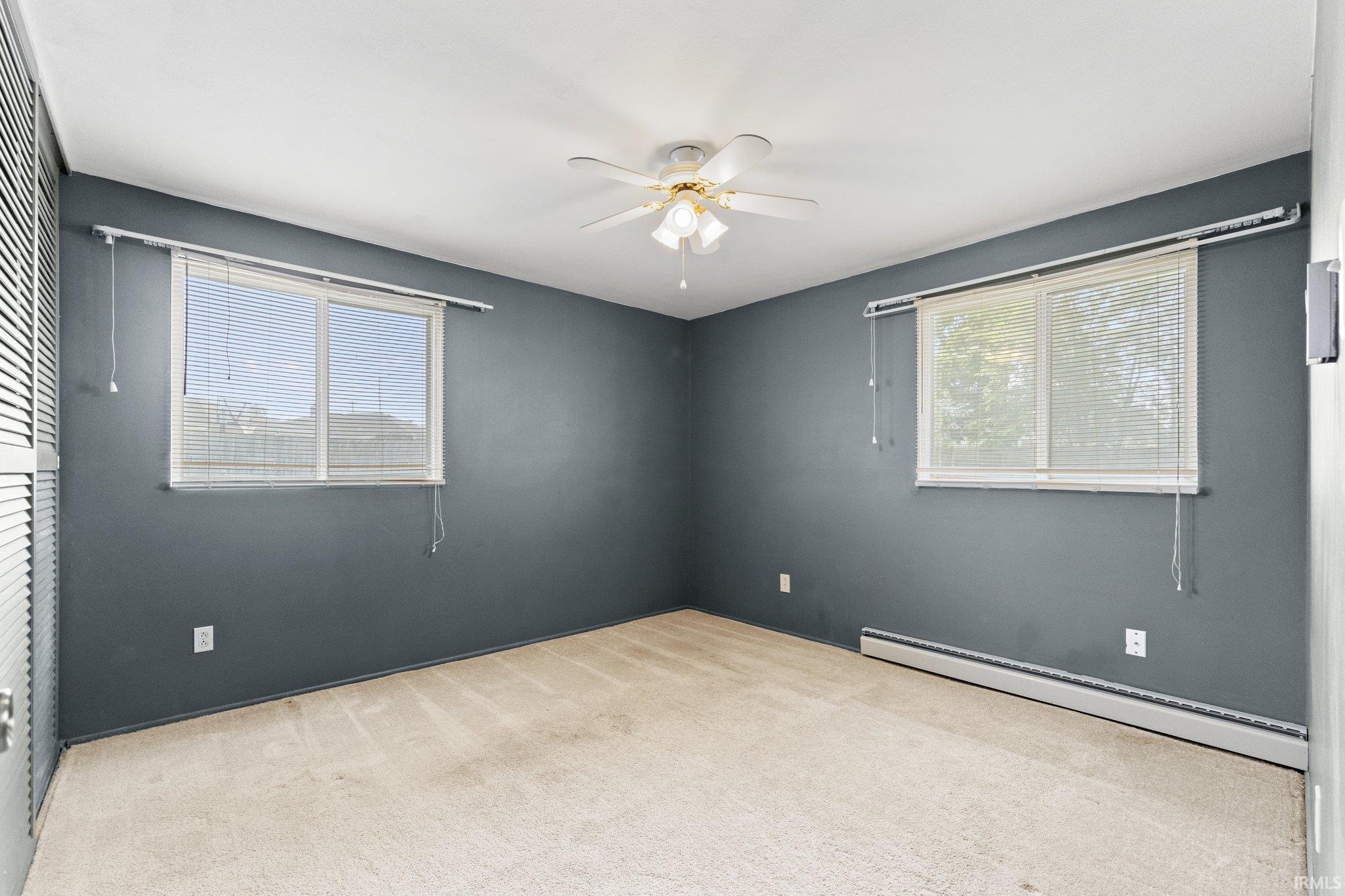 1039 Hollyhill