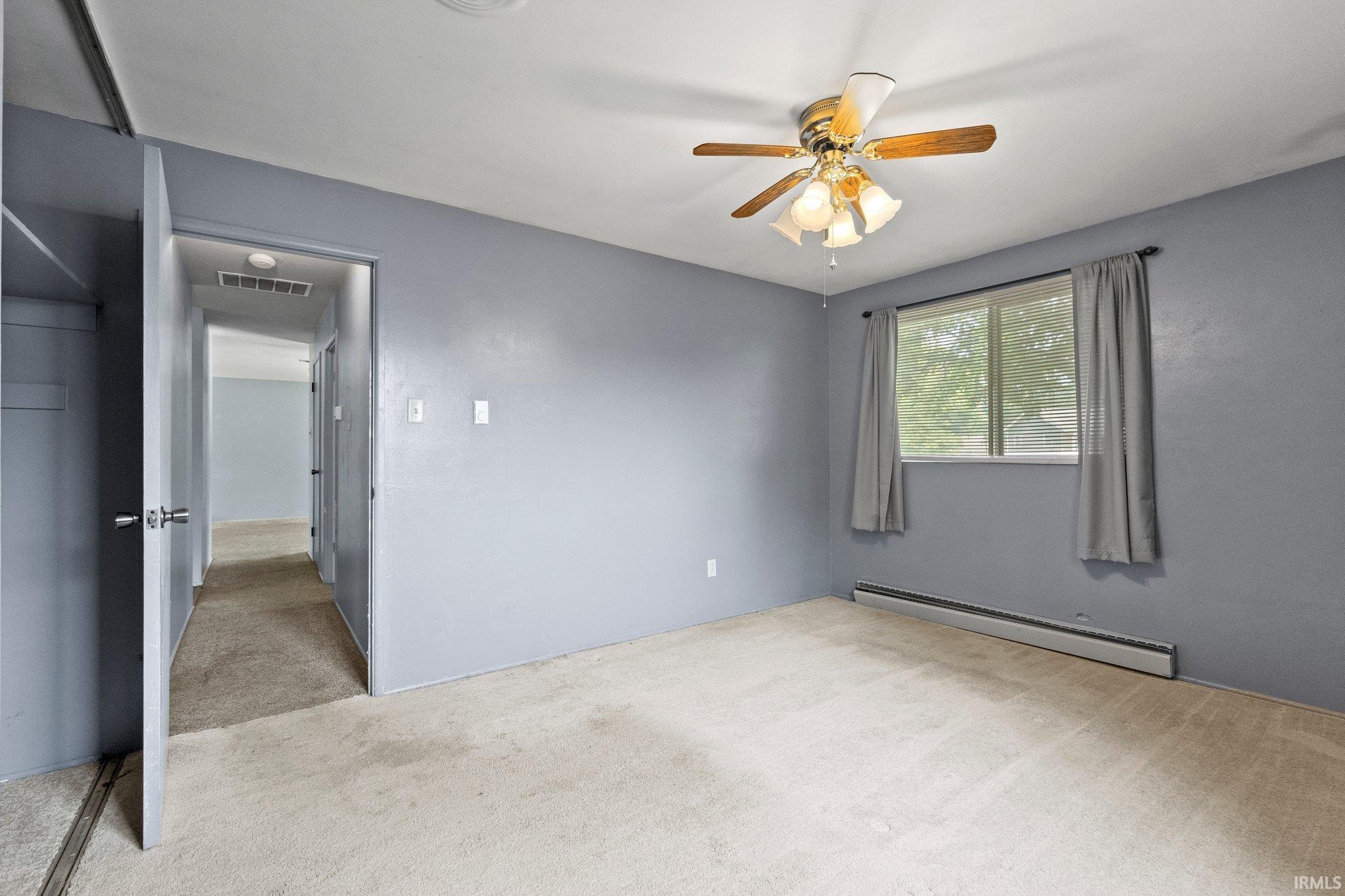 1039 Hollyhill