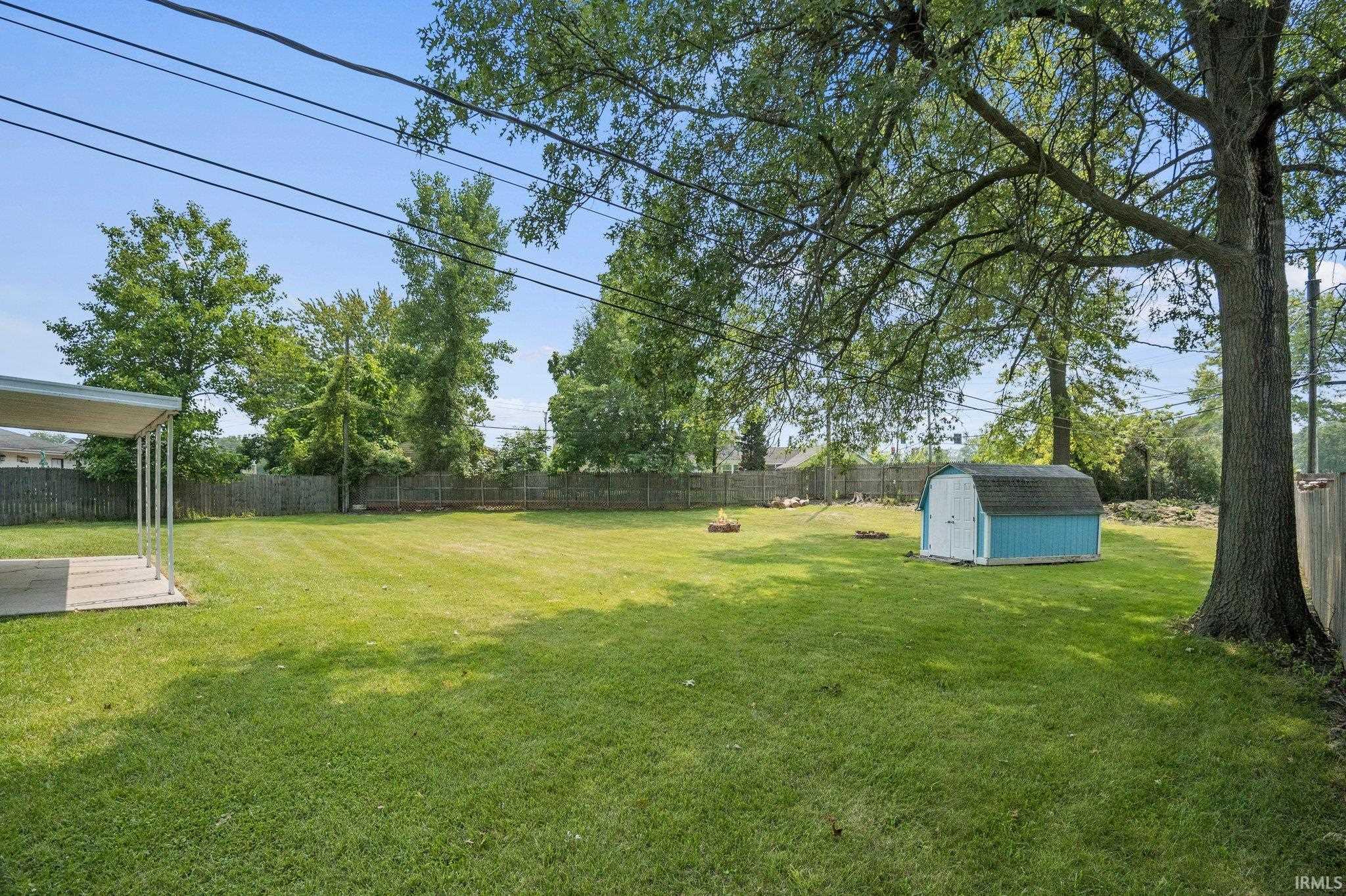 1039 Hollyhill