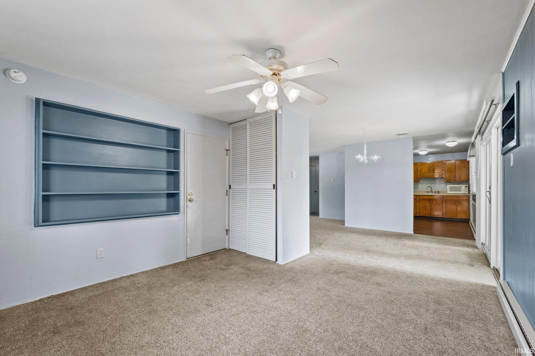 1039 Hollyhill