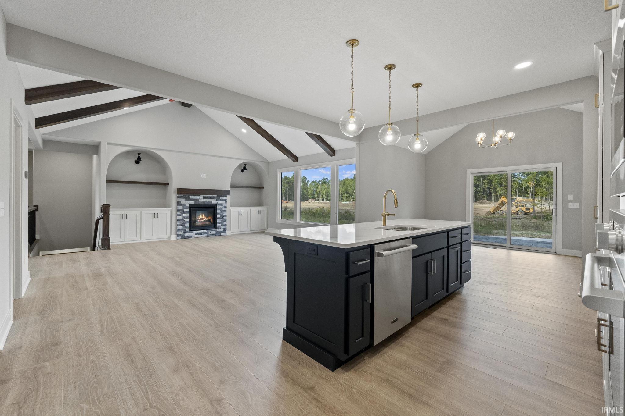 6049 Arvada