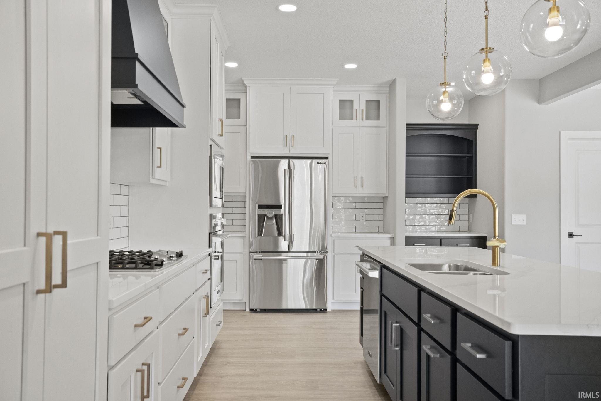 6049 Arvada