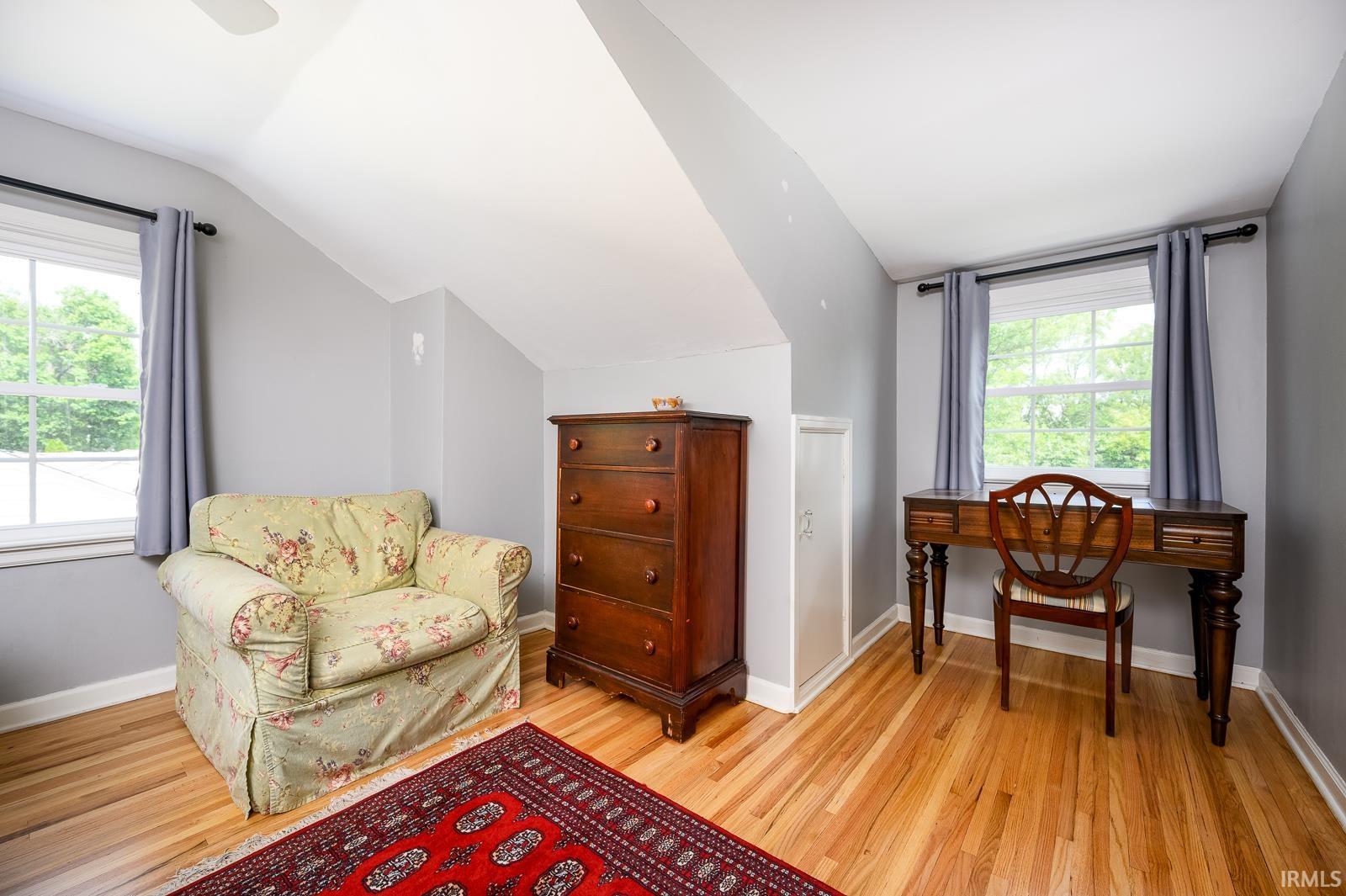 3525 Washington