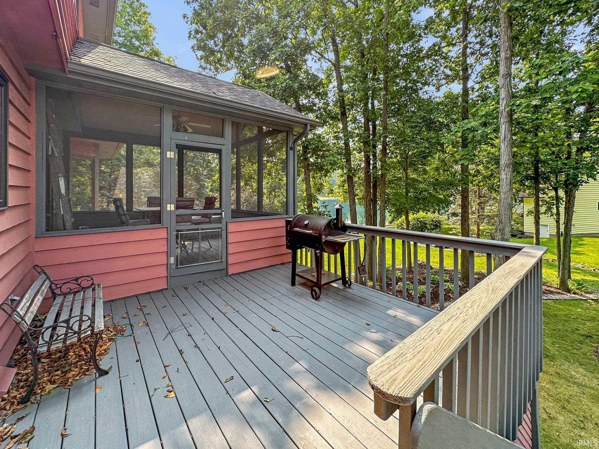 6530 Glen Lake