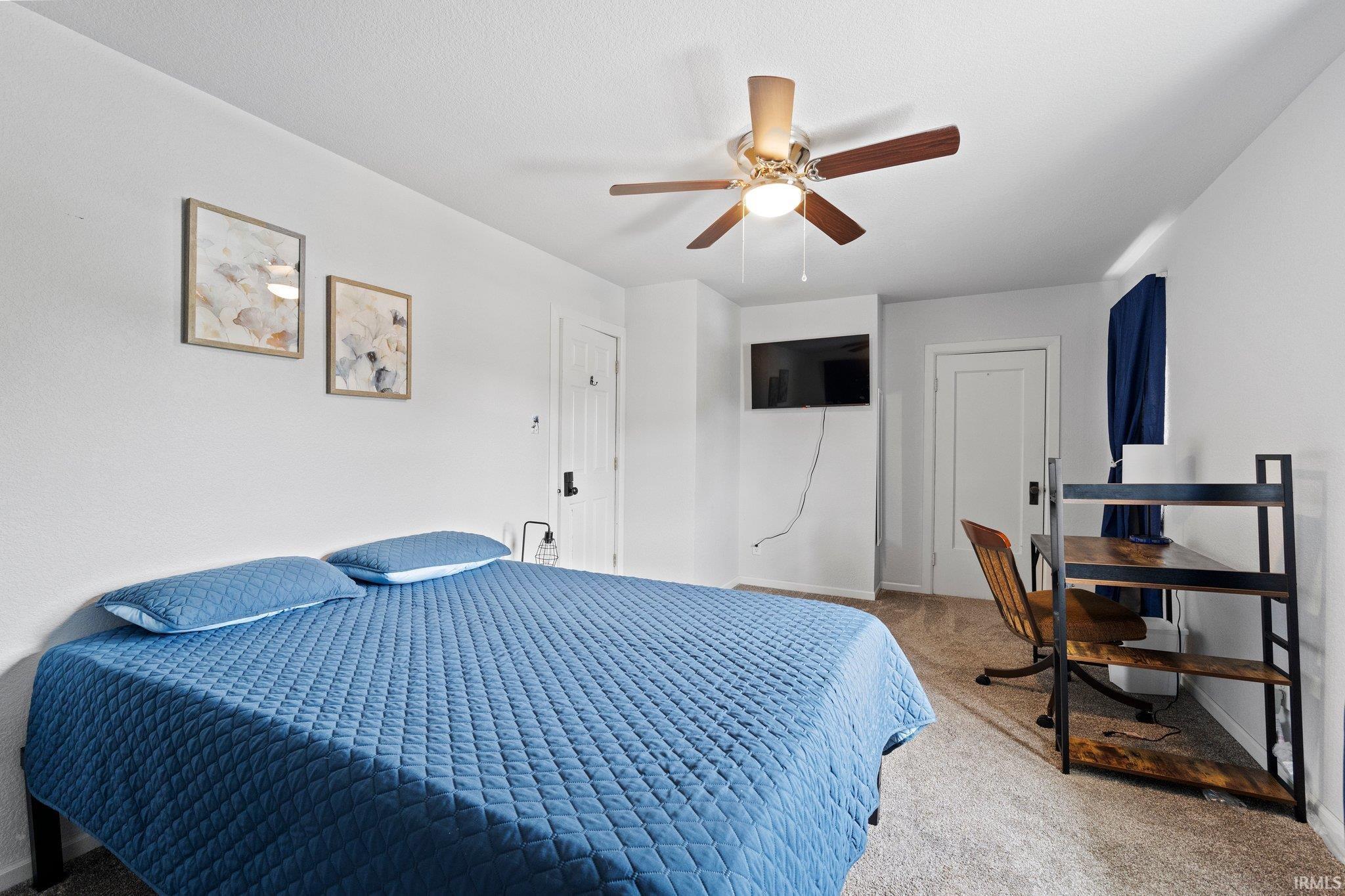 2922 Central