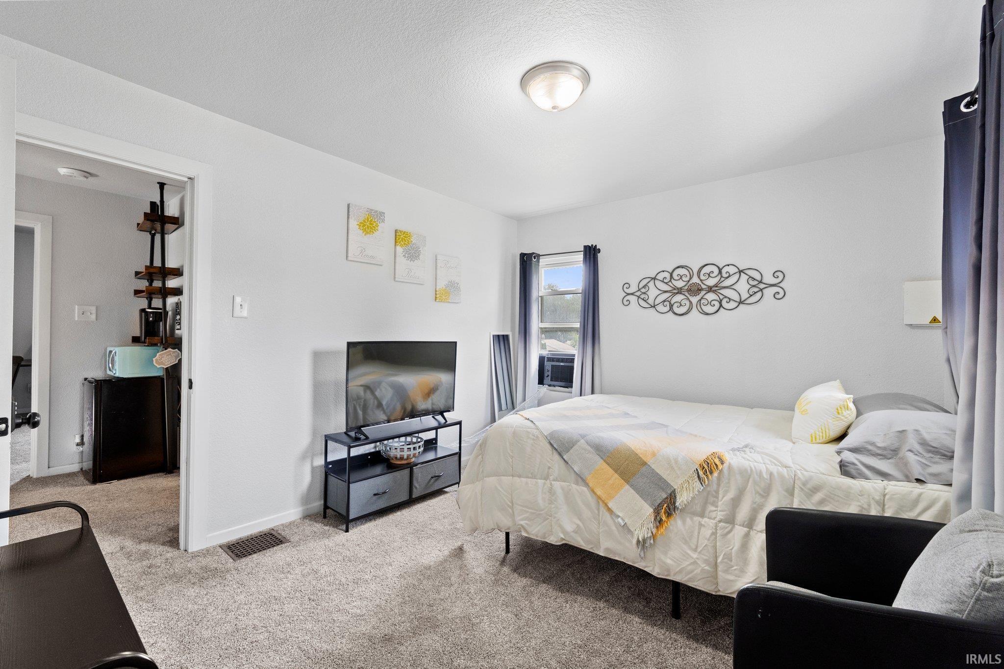 2922 Central
