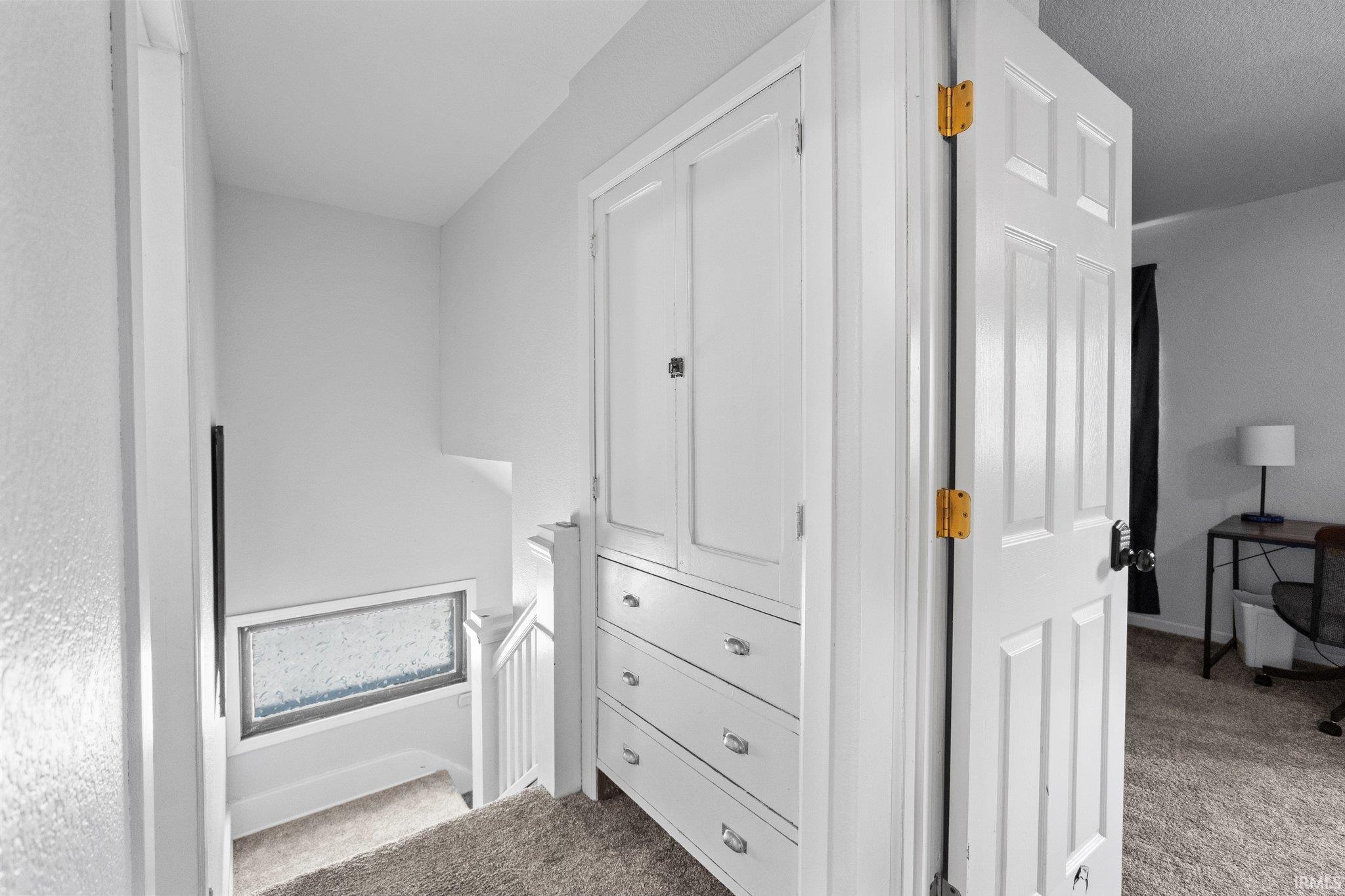 2922 Central