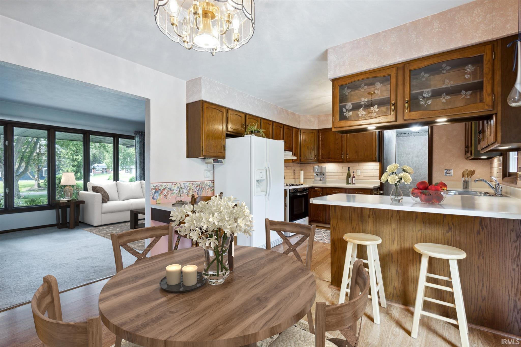 22915 Chestnut
