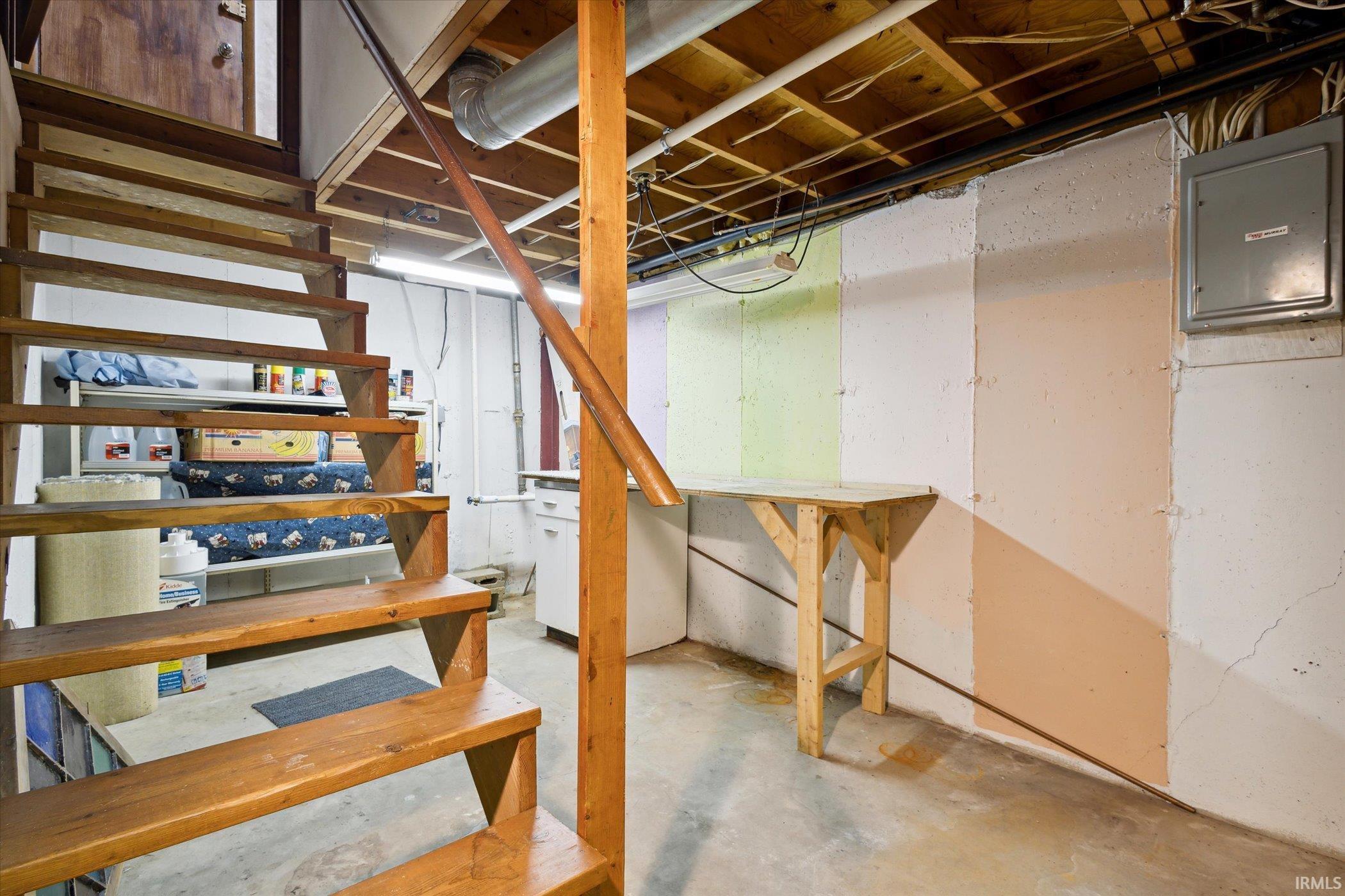 22915 Chestnut
