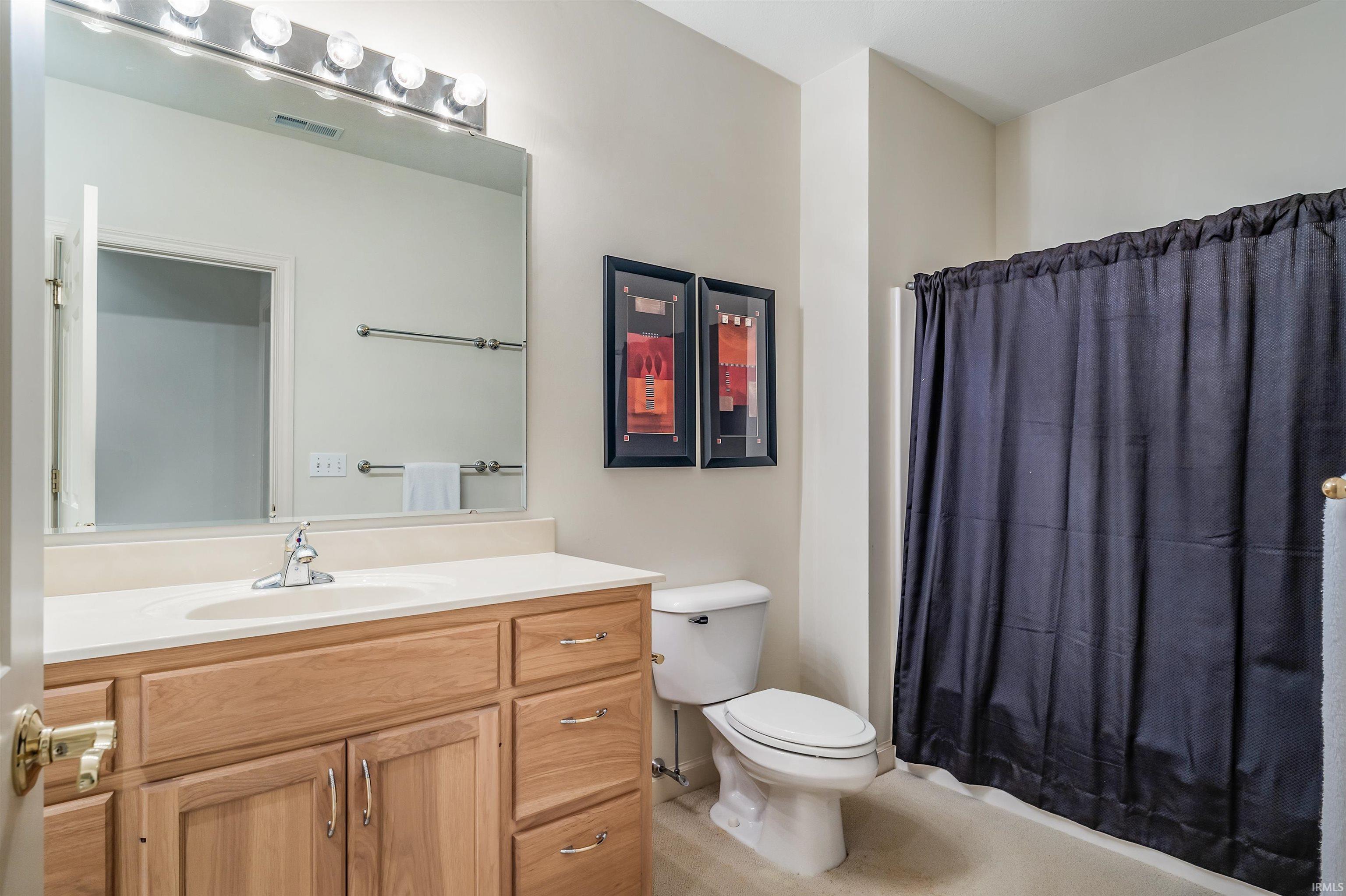 7424 Inverness Lakes