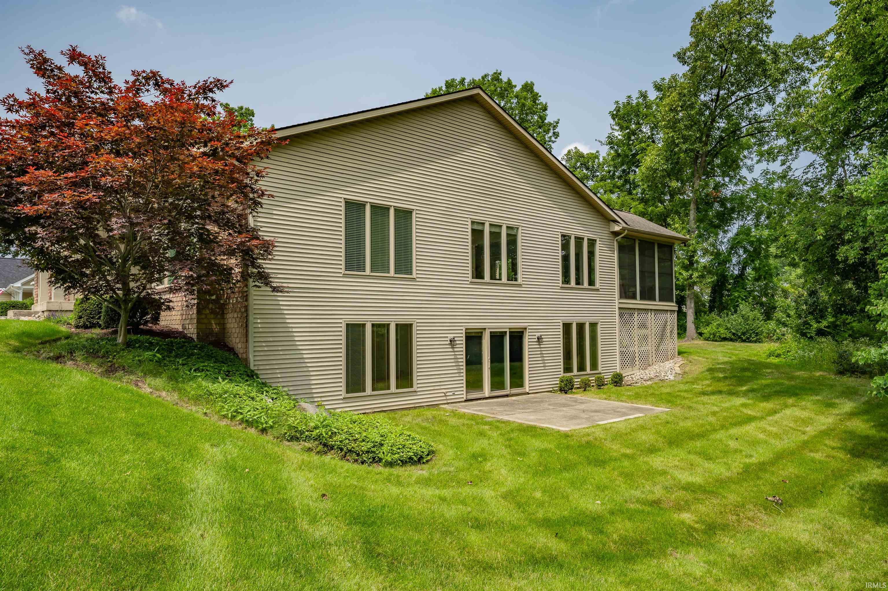 7424 Inverness Lakes