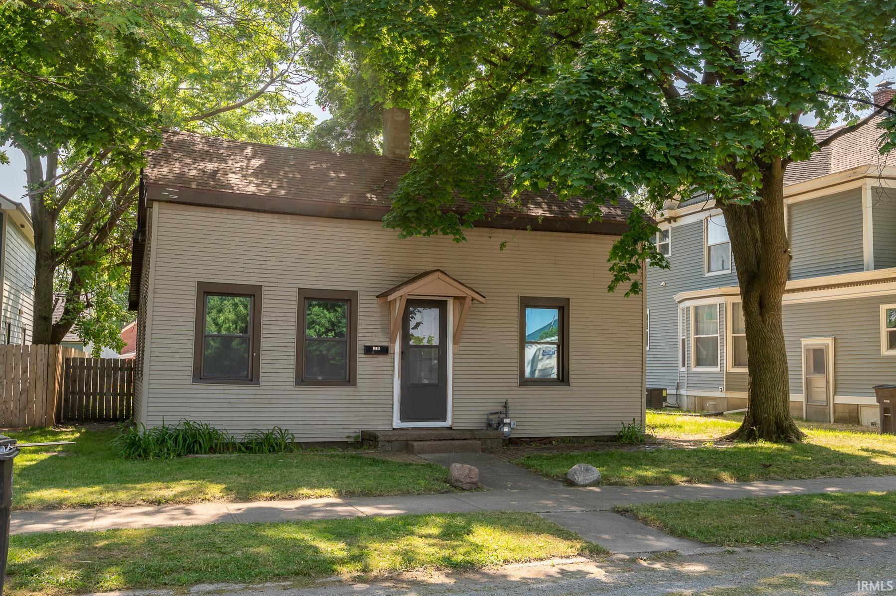 1319 Rockhill