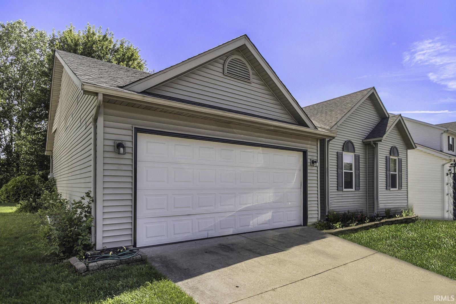 3318 Stone Briar