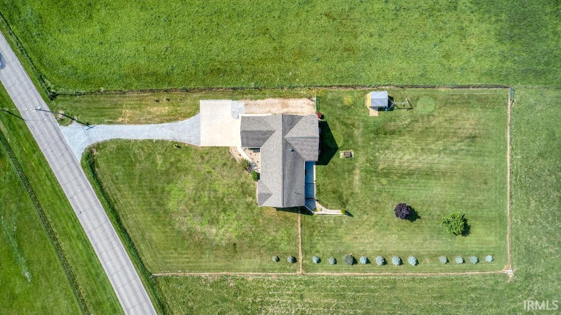 1825 Country Club