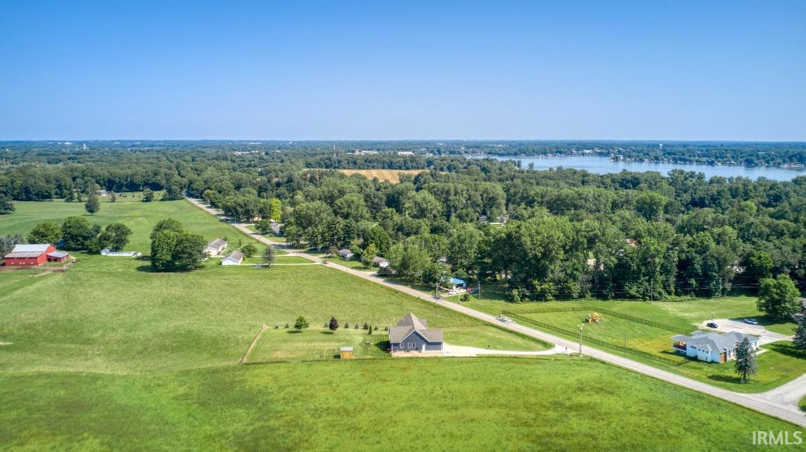 1825 Country Club