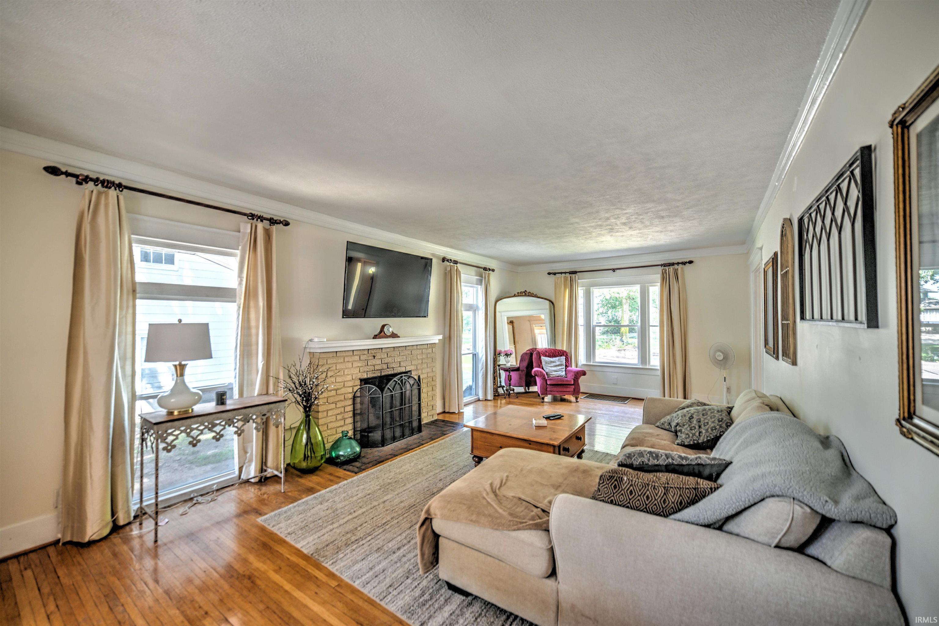 1715 Jackson