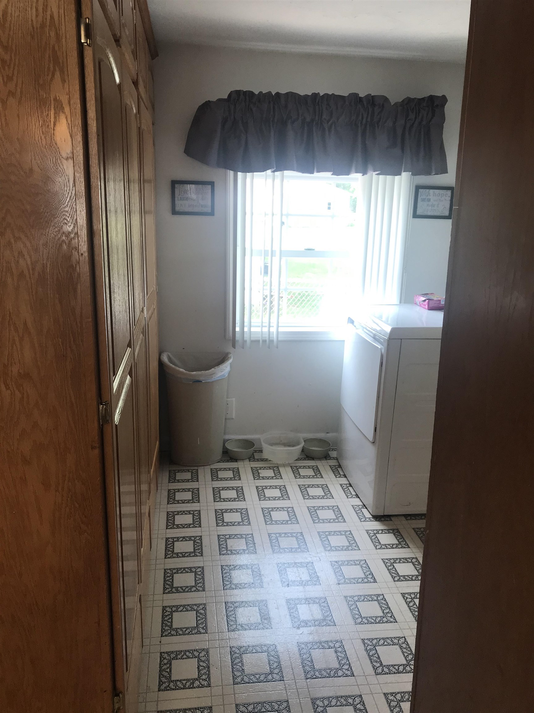 5955 State Road 327