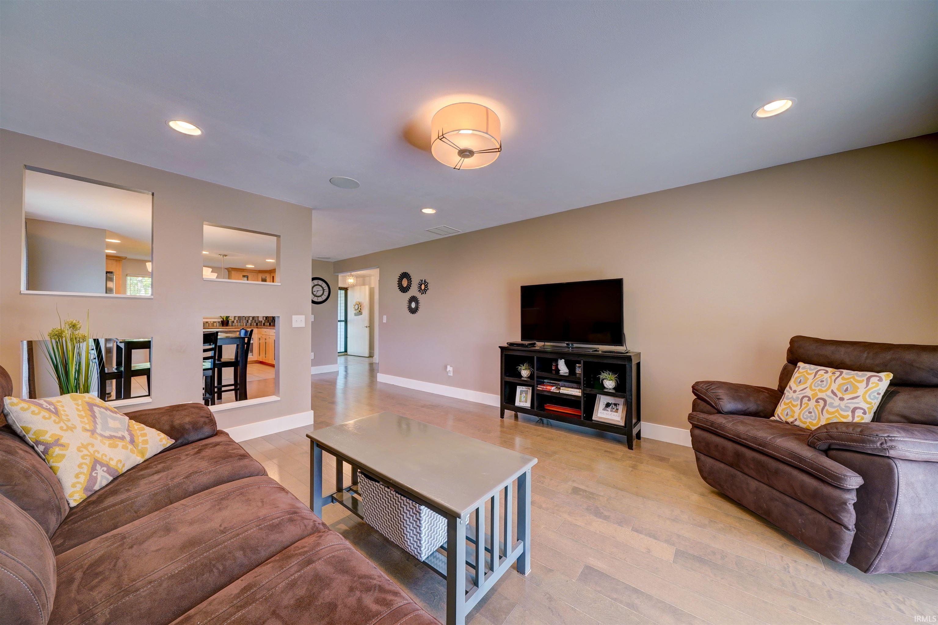 1810 Lindenwood