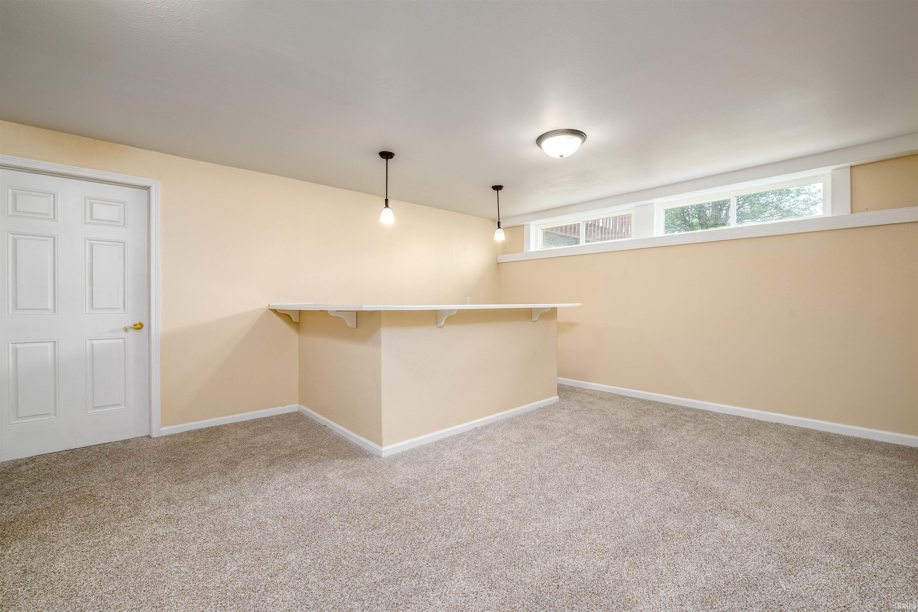 3308 Knollwood