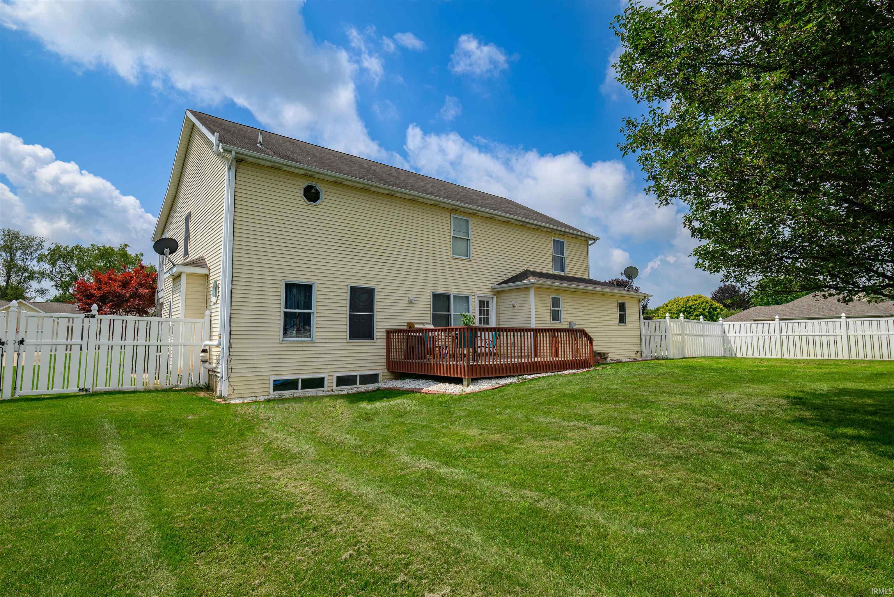 3308 Knollwood