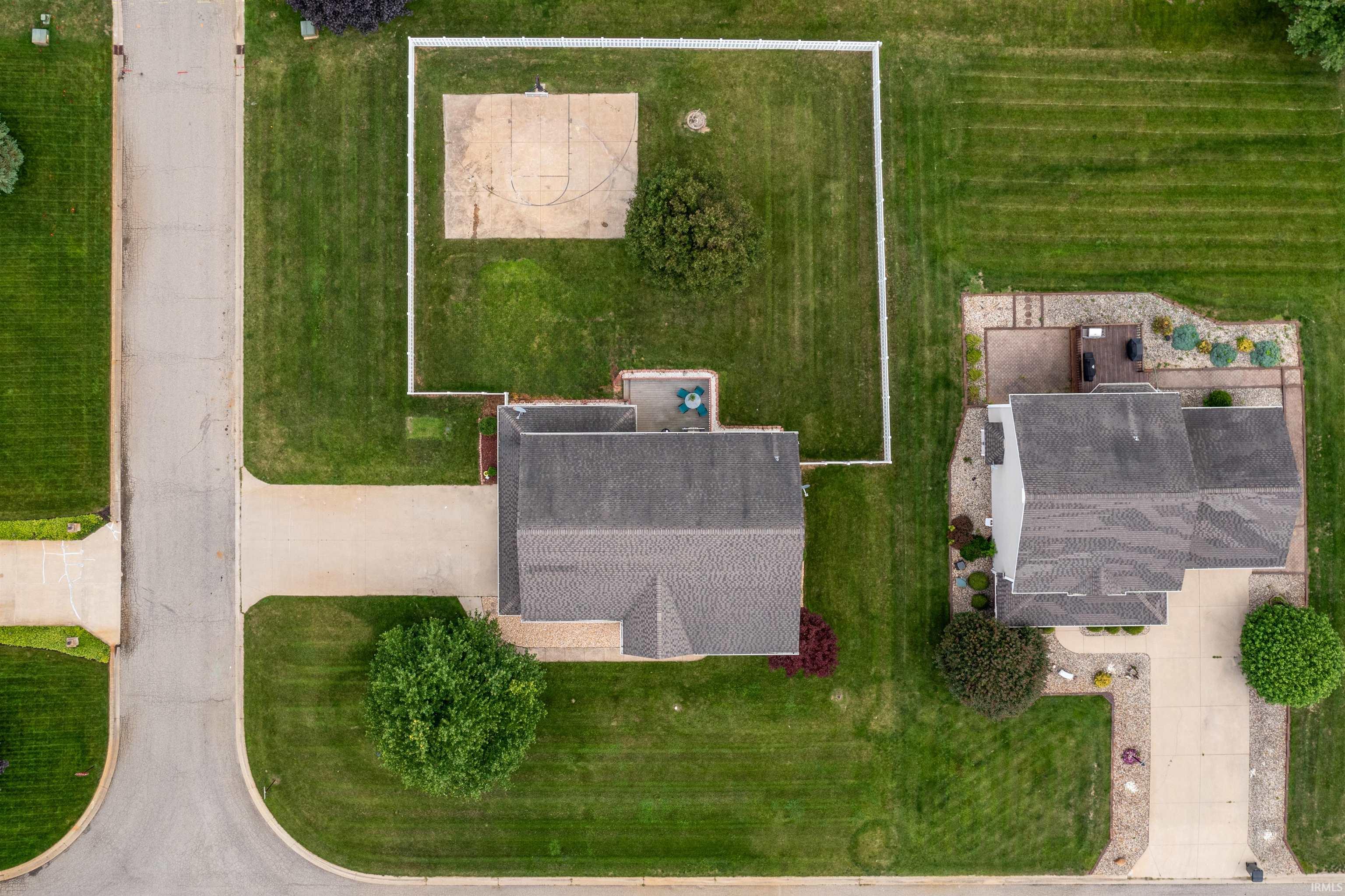 3308 Knollwood