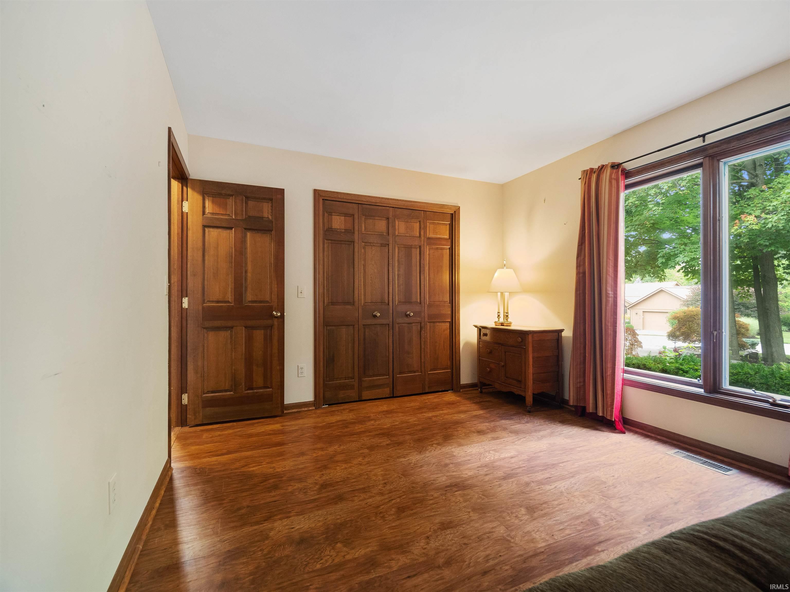 9711 Woodland