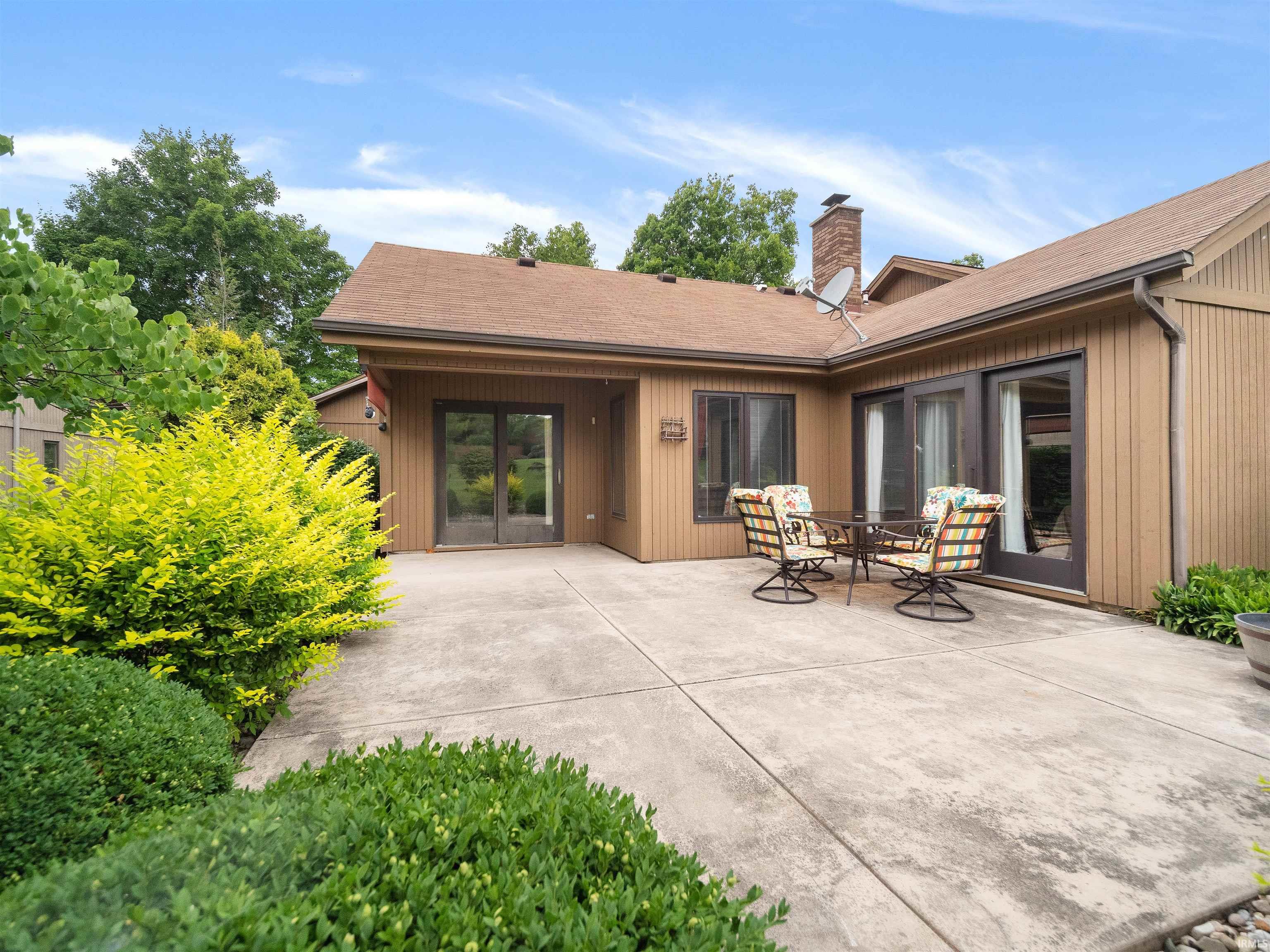 9711 Woodland