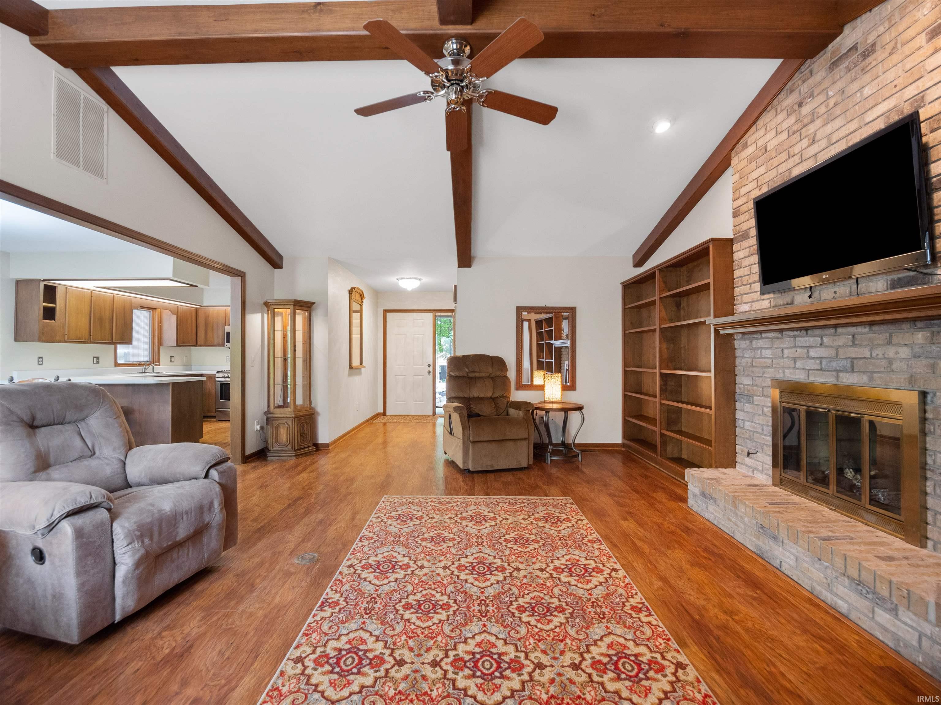 9711 Woodland