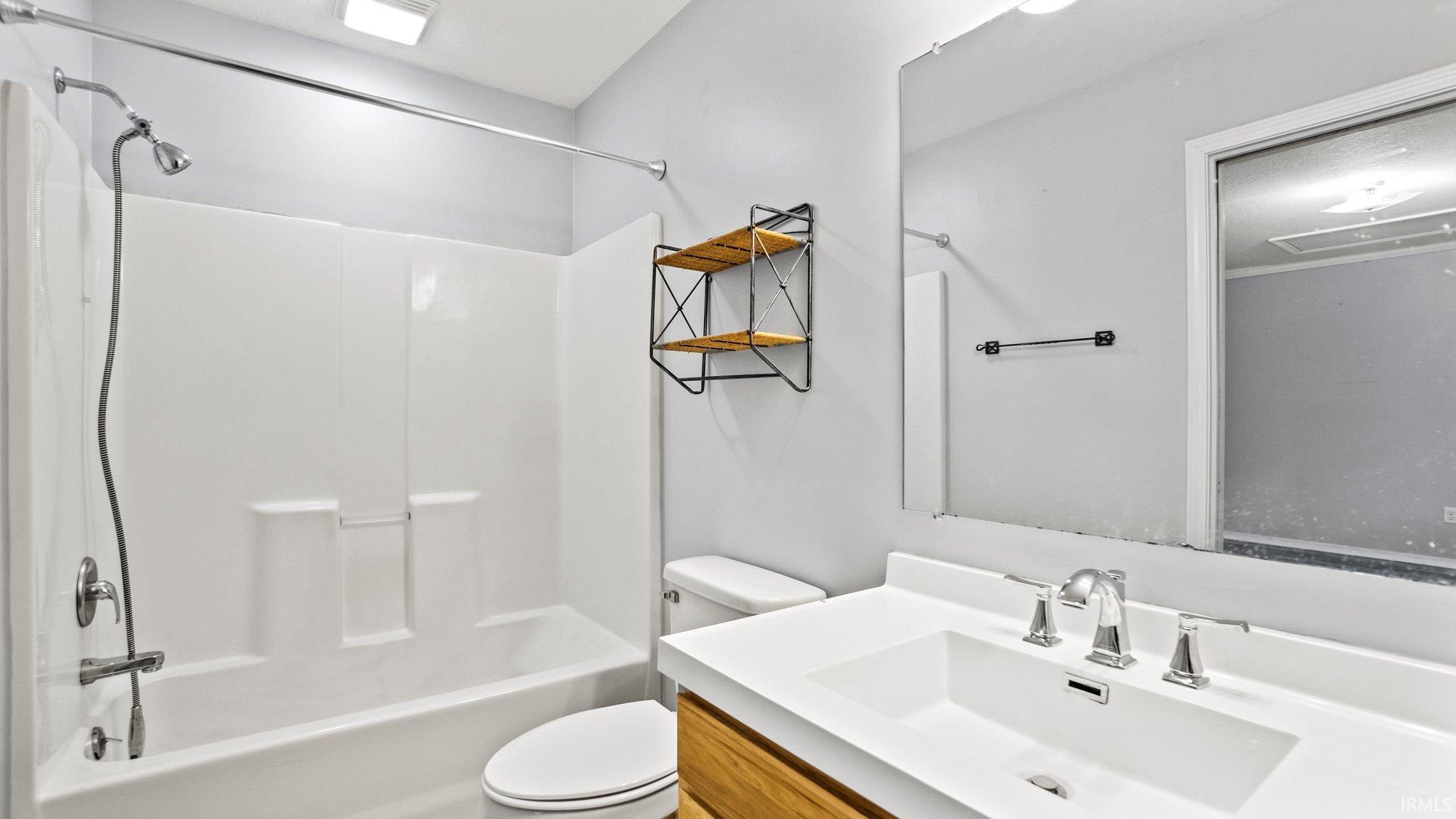3730 Knollcrest