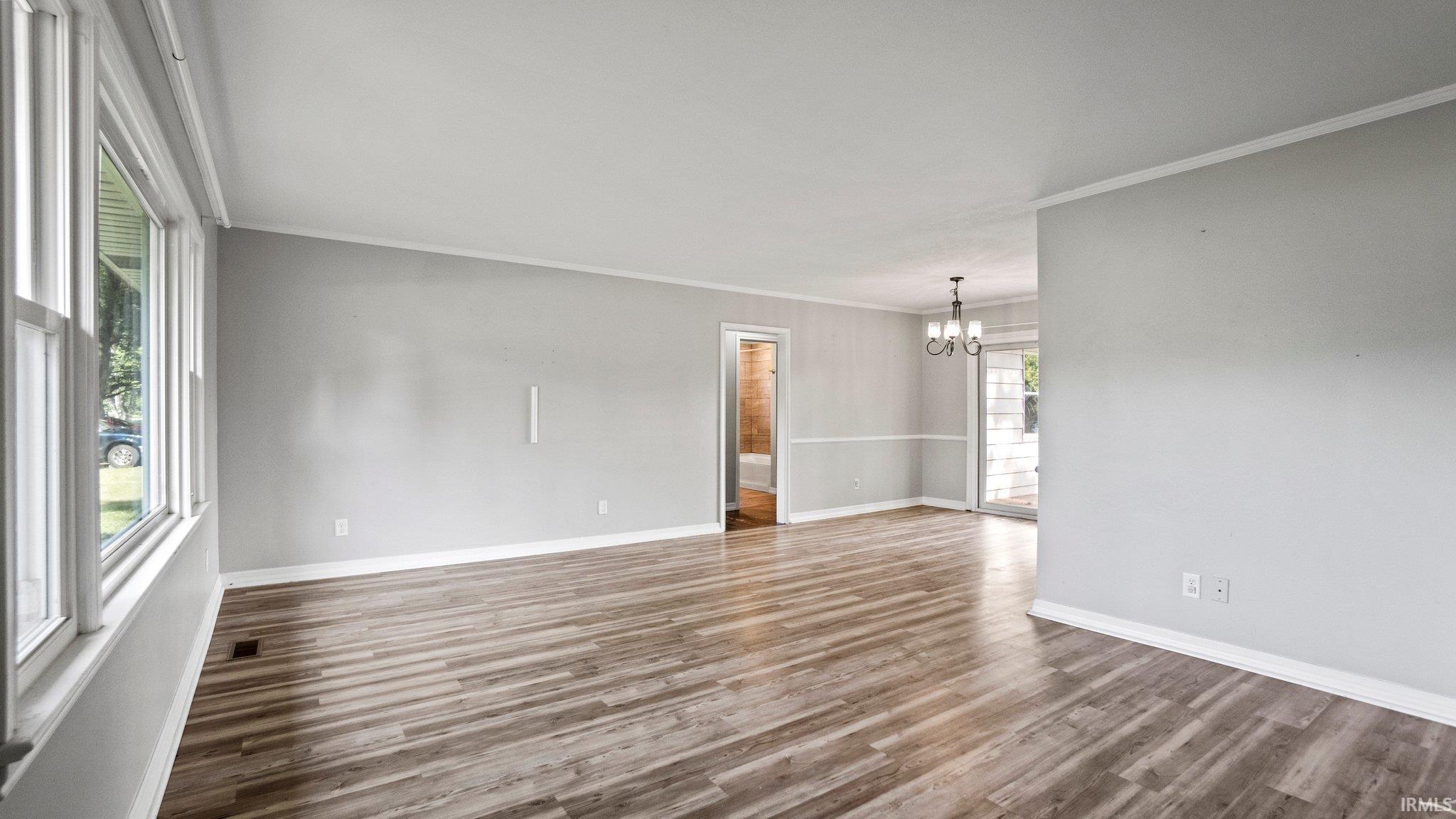 3730 Knollcrest