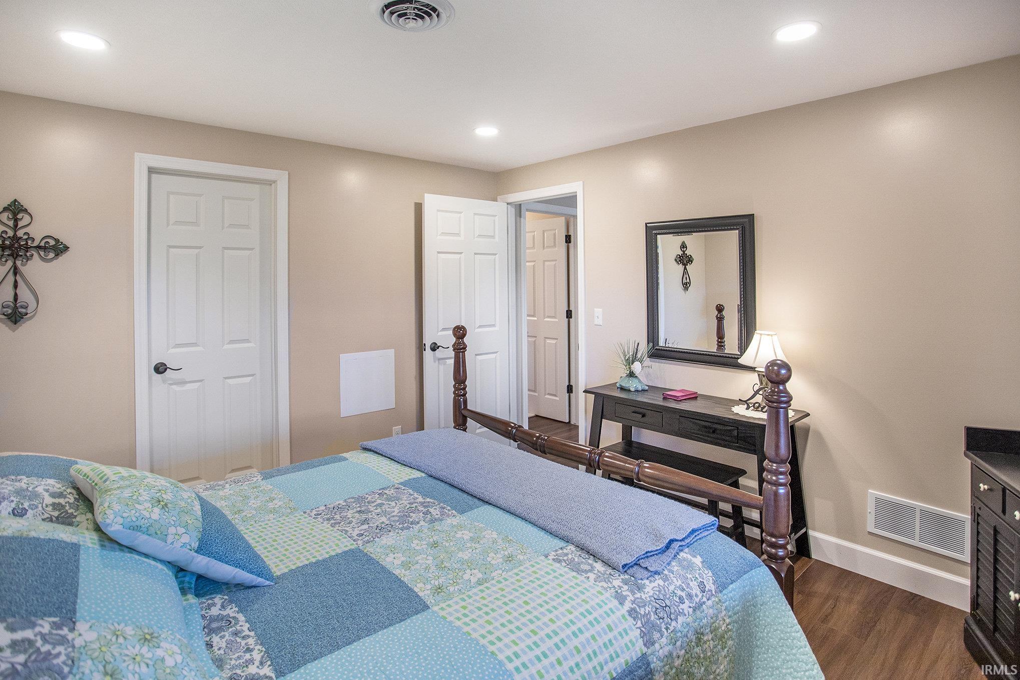 238 River Park