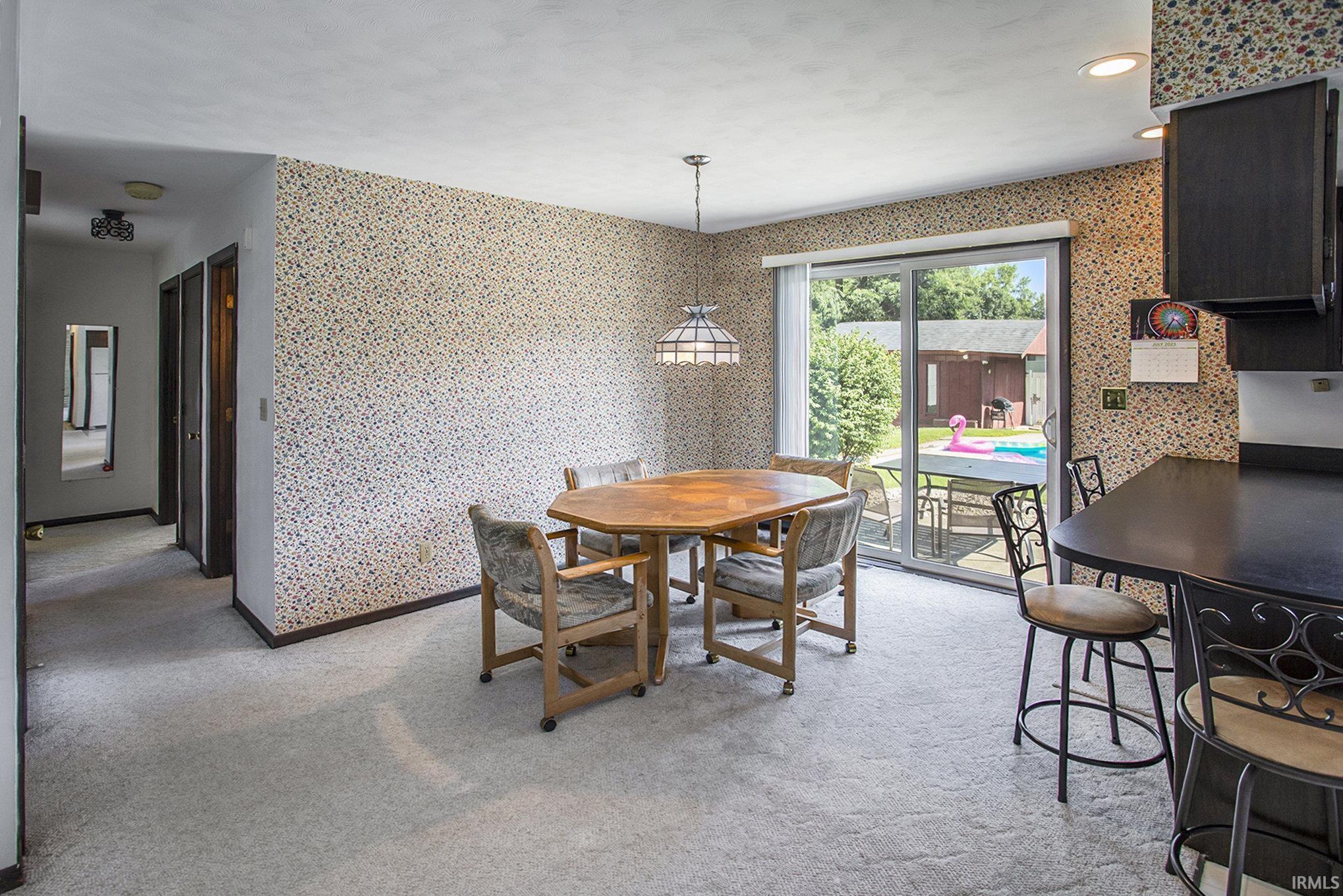 609 Somerset