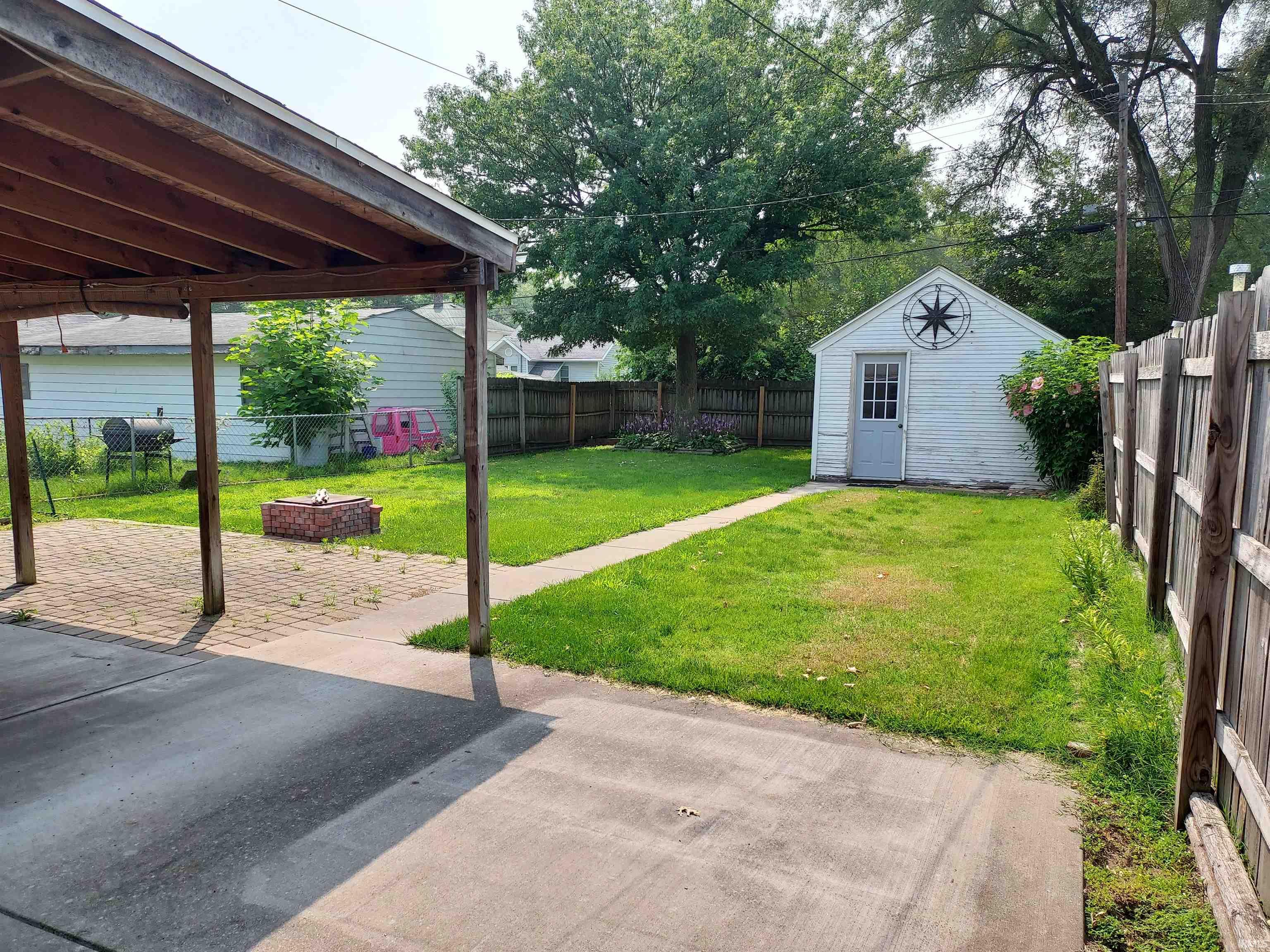 621 S 28th