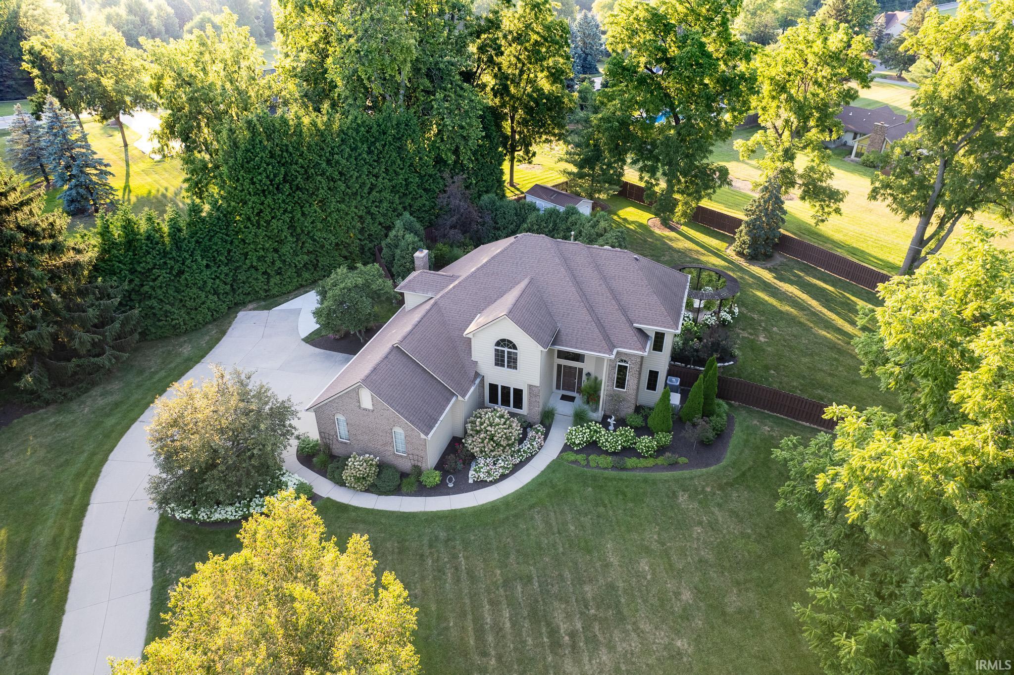 8611 Walnut Ridge