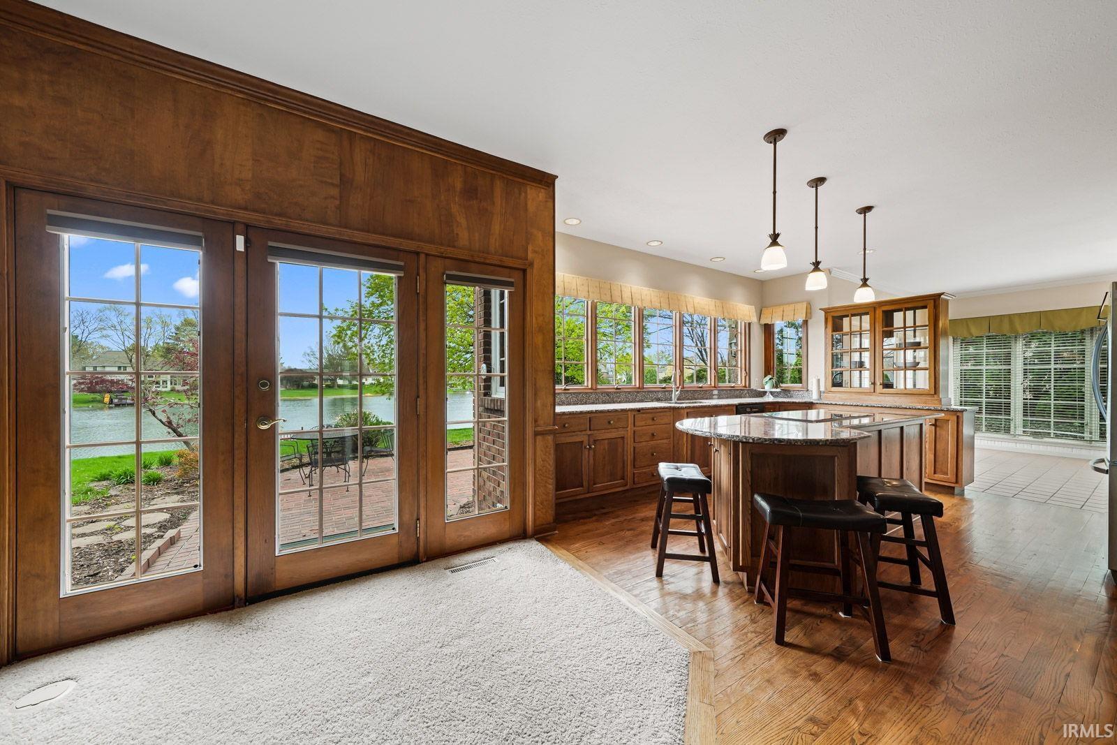 51340 Lake Pointe