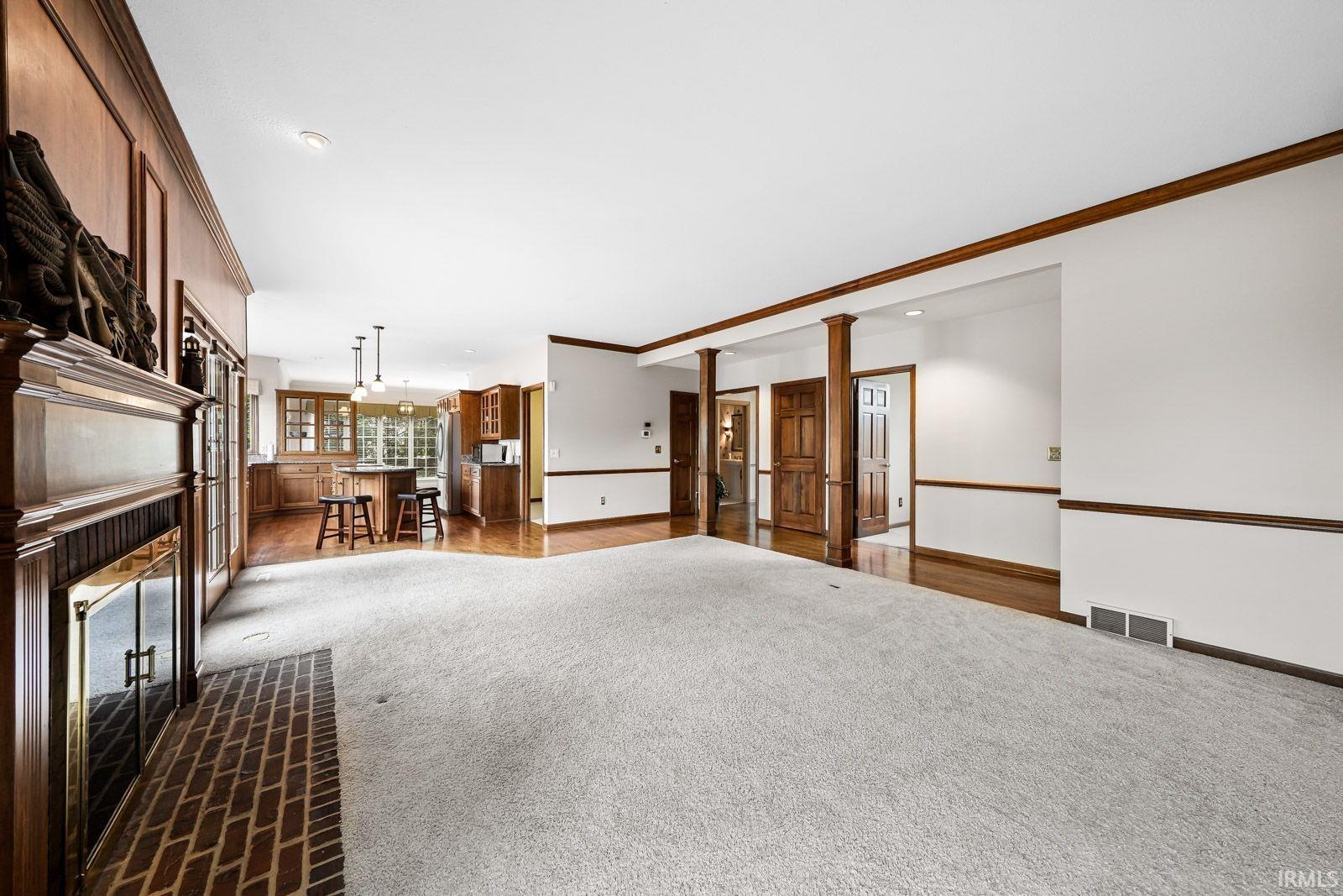 51340 Lake Pointe