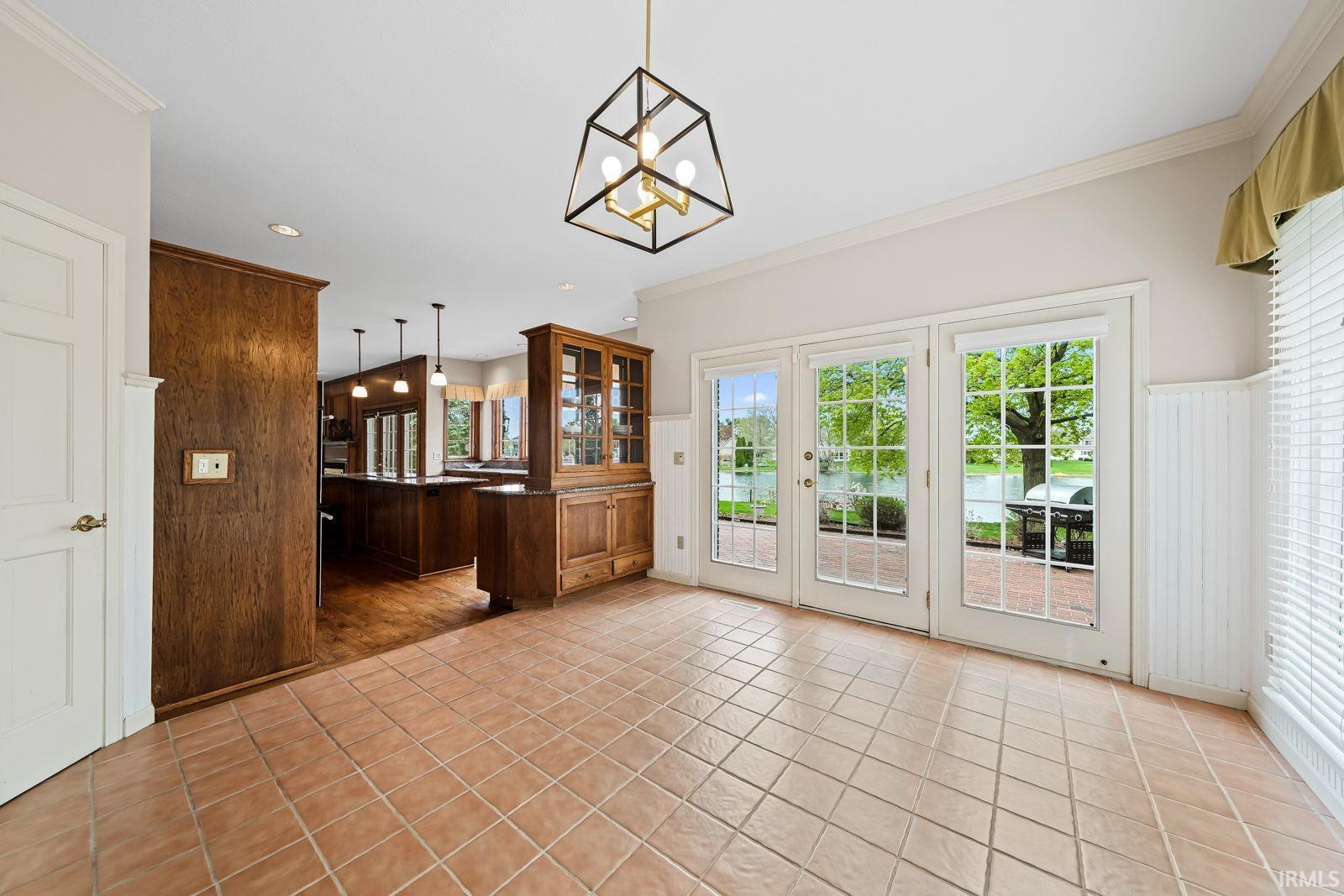51340 Lake Pointe