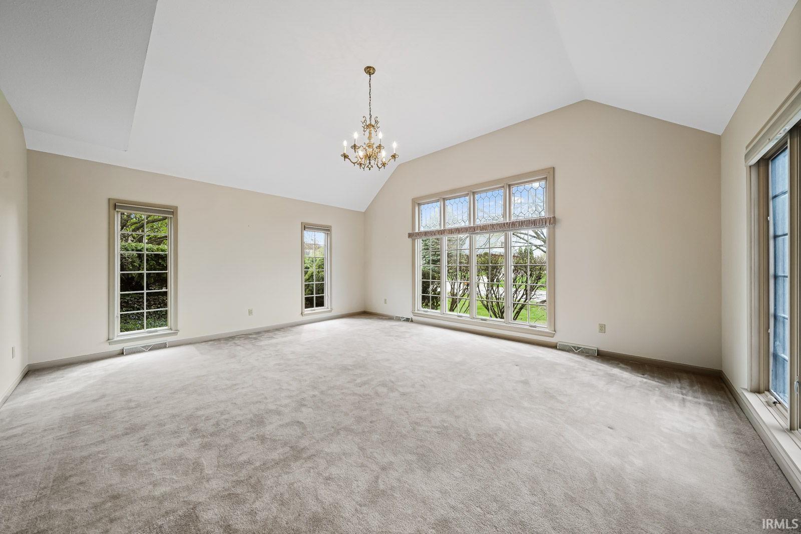 51340 Lake Pointe
