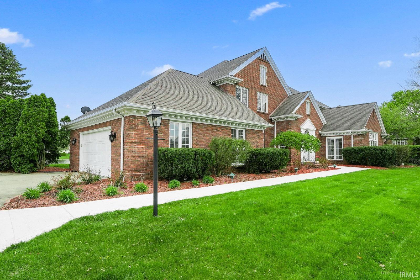 51340 Lake Pointe