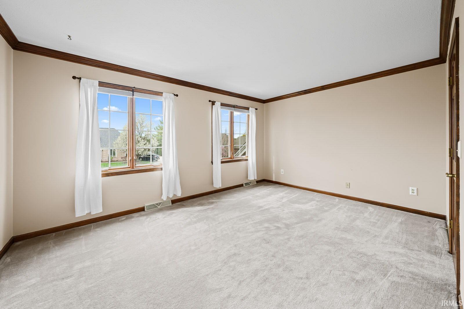 51340 Lake Pointe