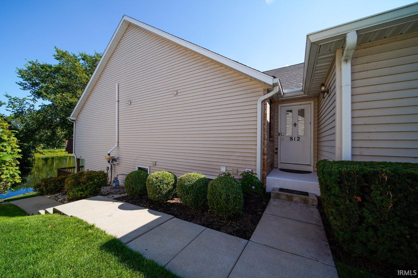 812 Maple
