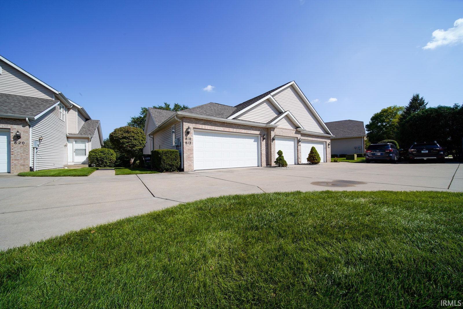 812 Maple