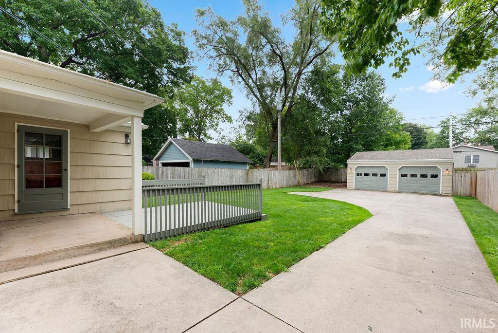 1344 Sunnymede